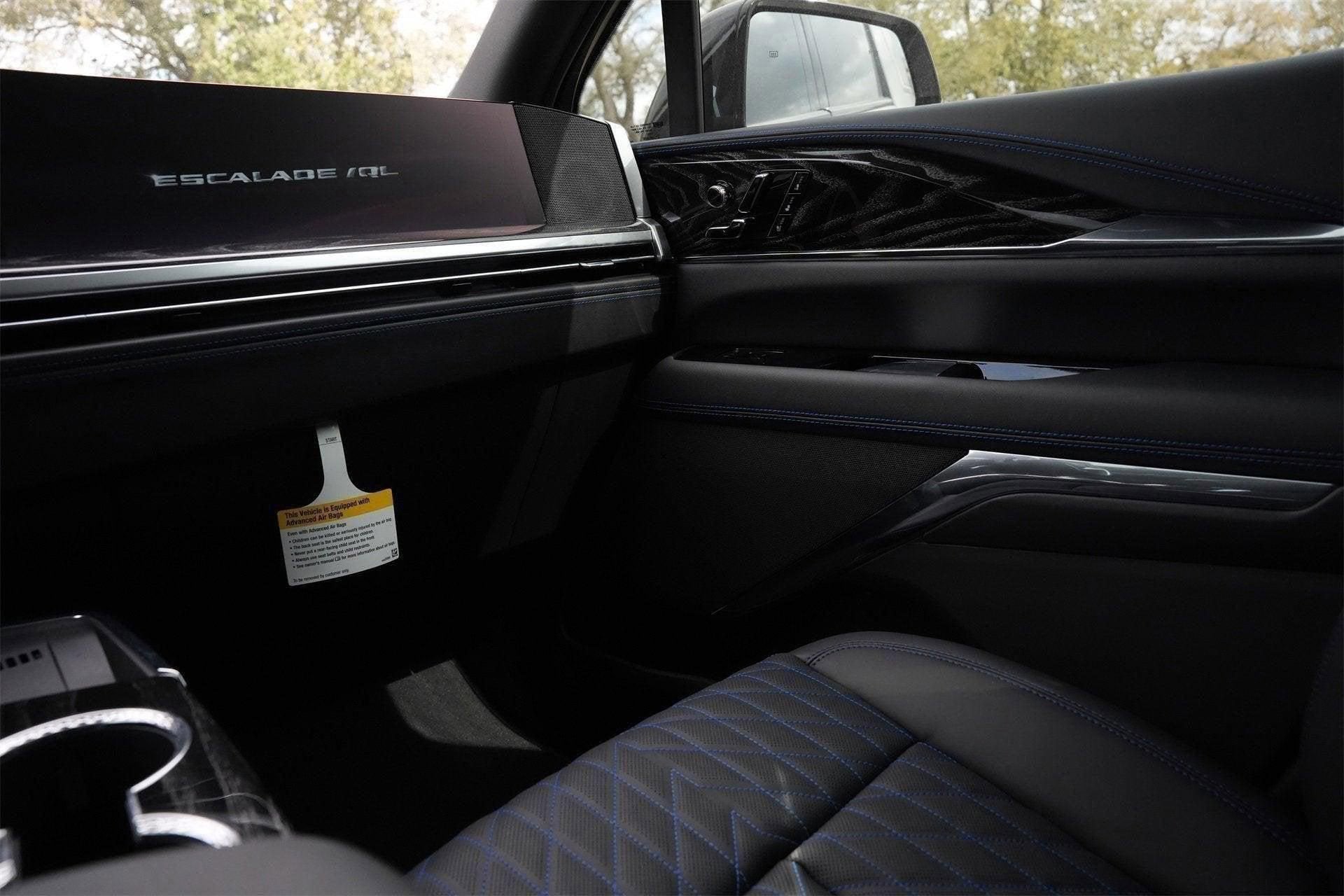 2026 Cadillac ESCALADE IQL Luxury