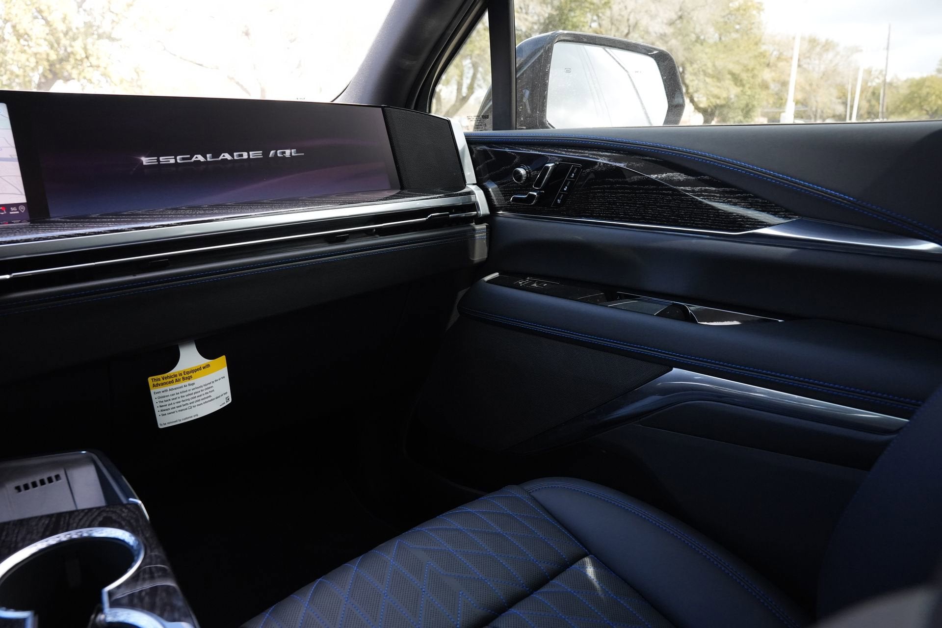 2026 Cadillac ESCALADE IQL Luxury