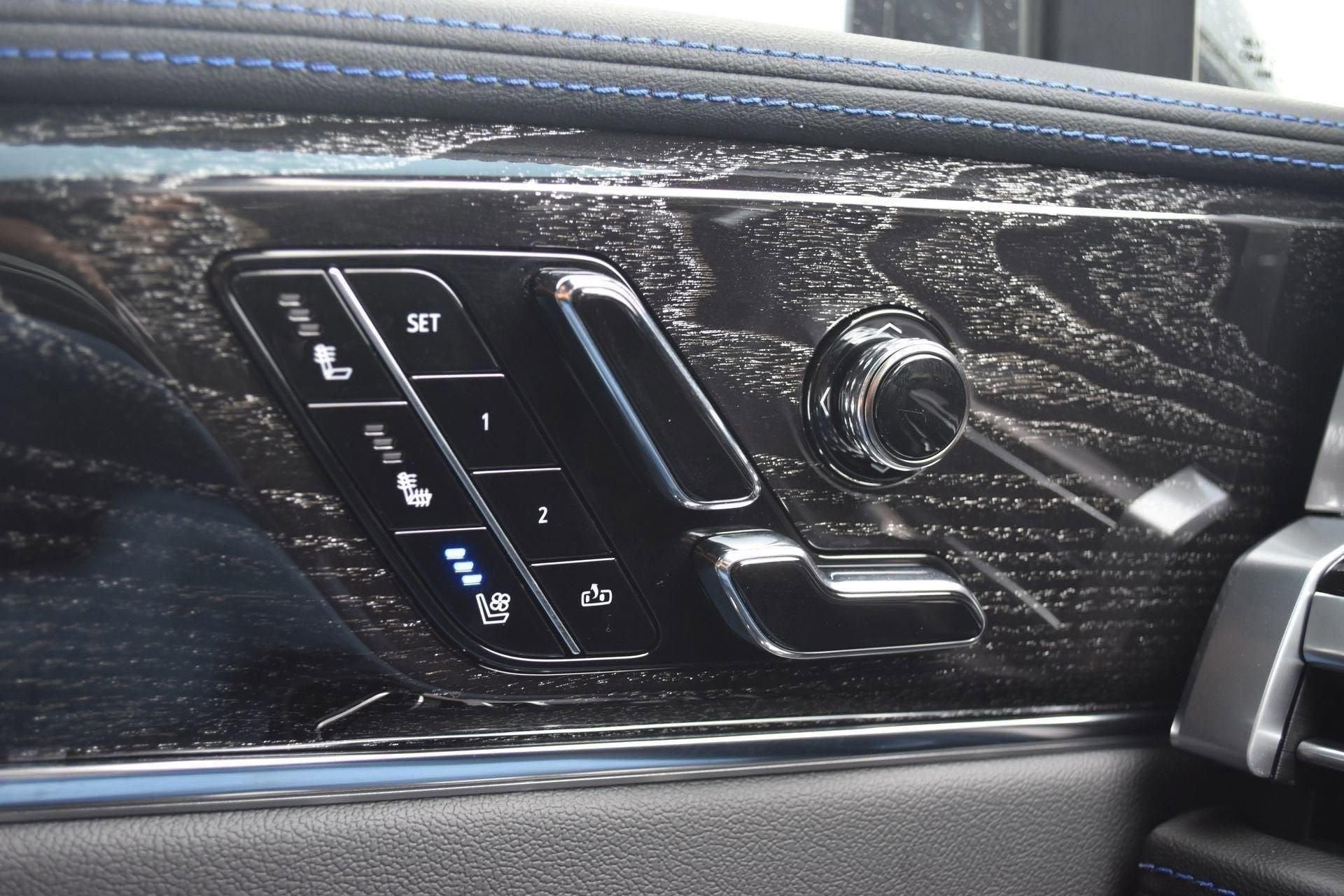 2026 Cadillac ESCALADE IQL Sport