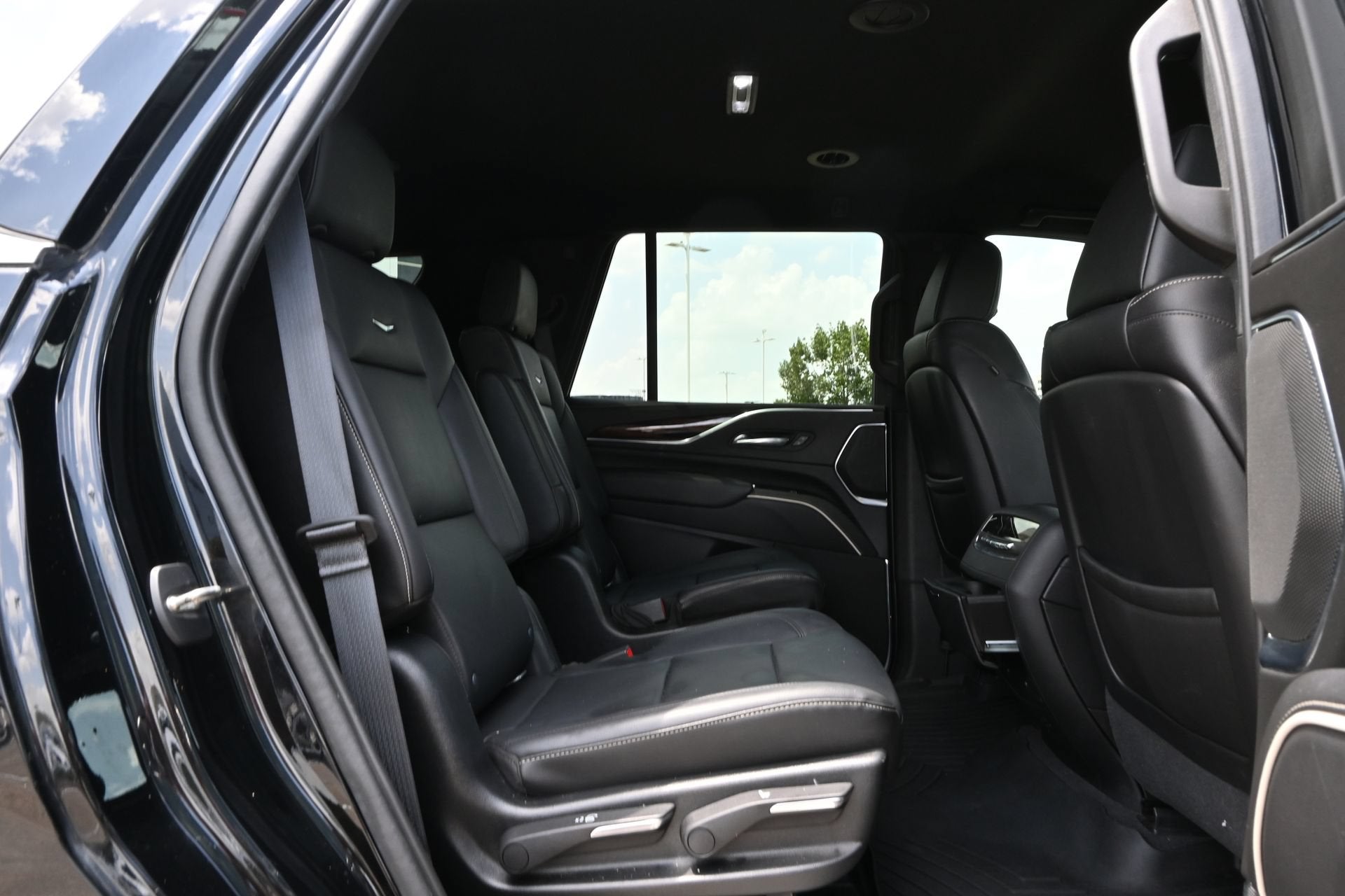 2021 Cadillac Escalade Luxury