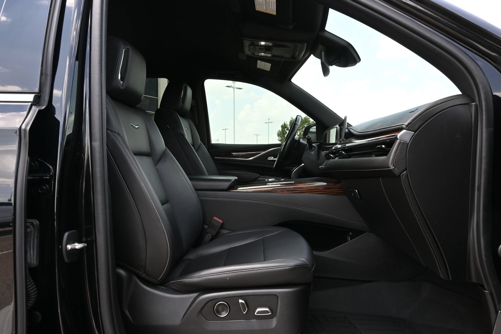 2021 Cadillac Escalade Luxury