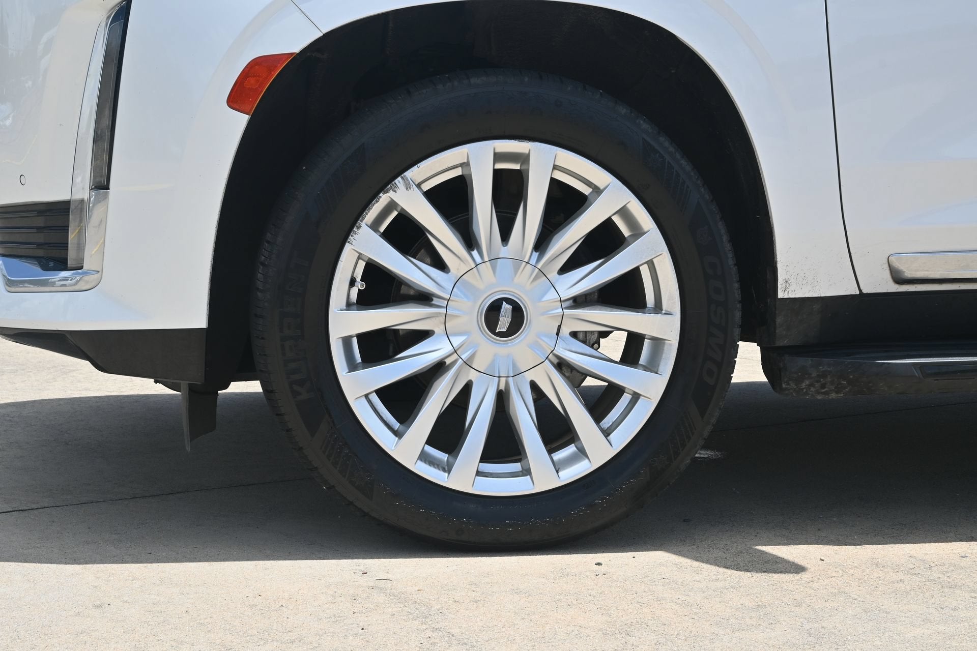 2023 Cadillac Escalade RWD Luxury
