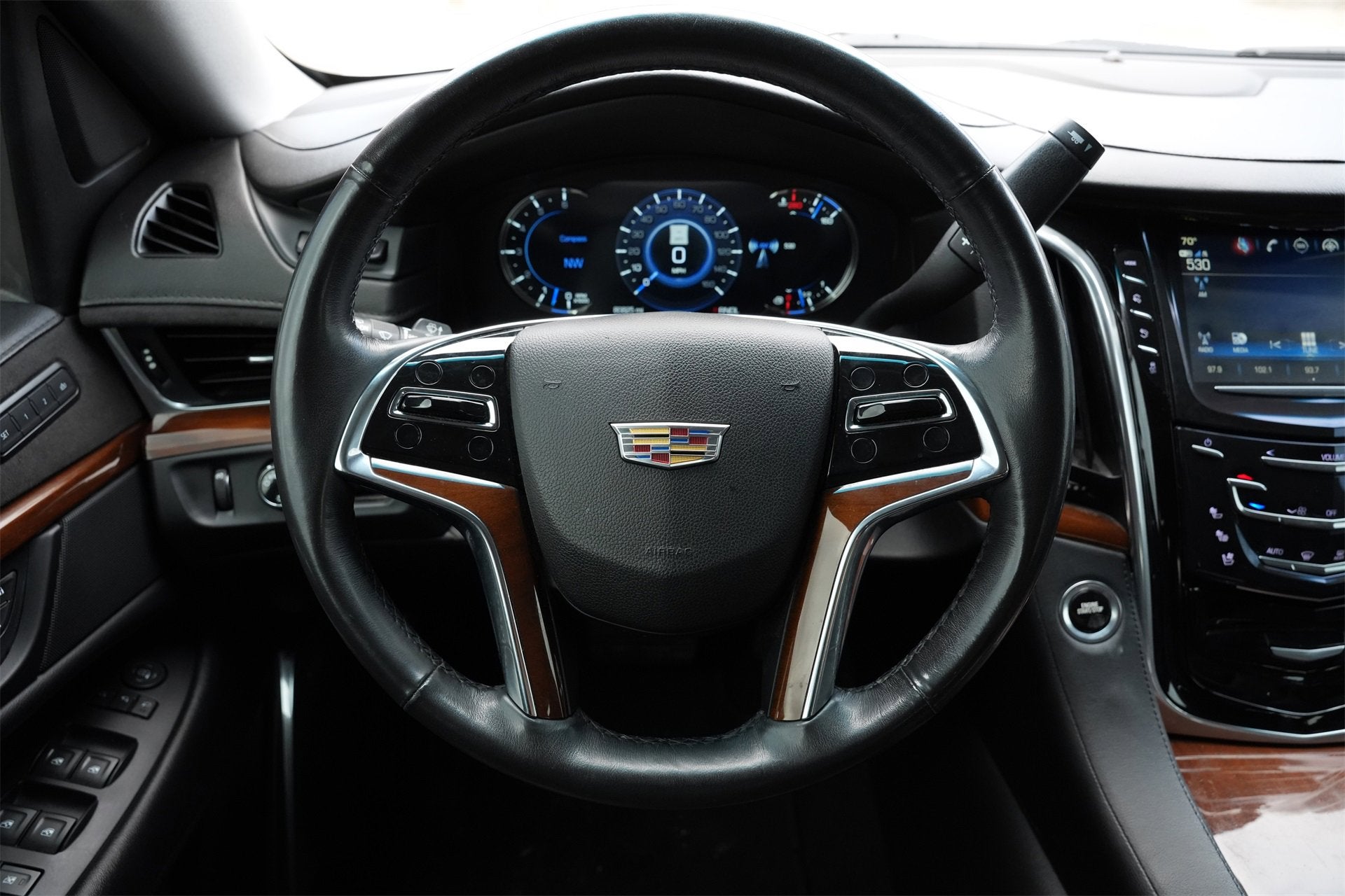 2019 Cadillac Escalade Luxury