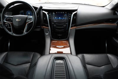 2019 Cadillac Escalade Luxury
