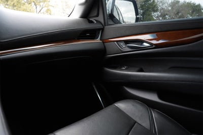 2019 Cadillac Escalade Luxury