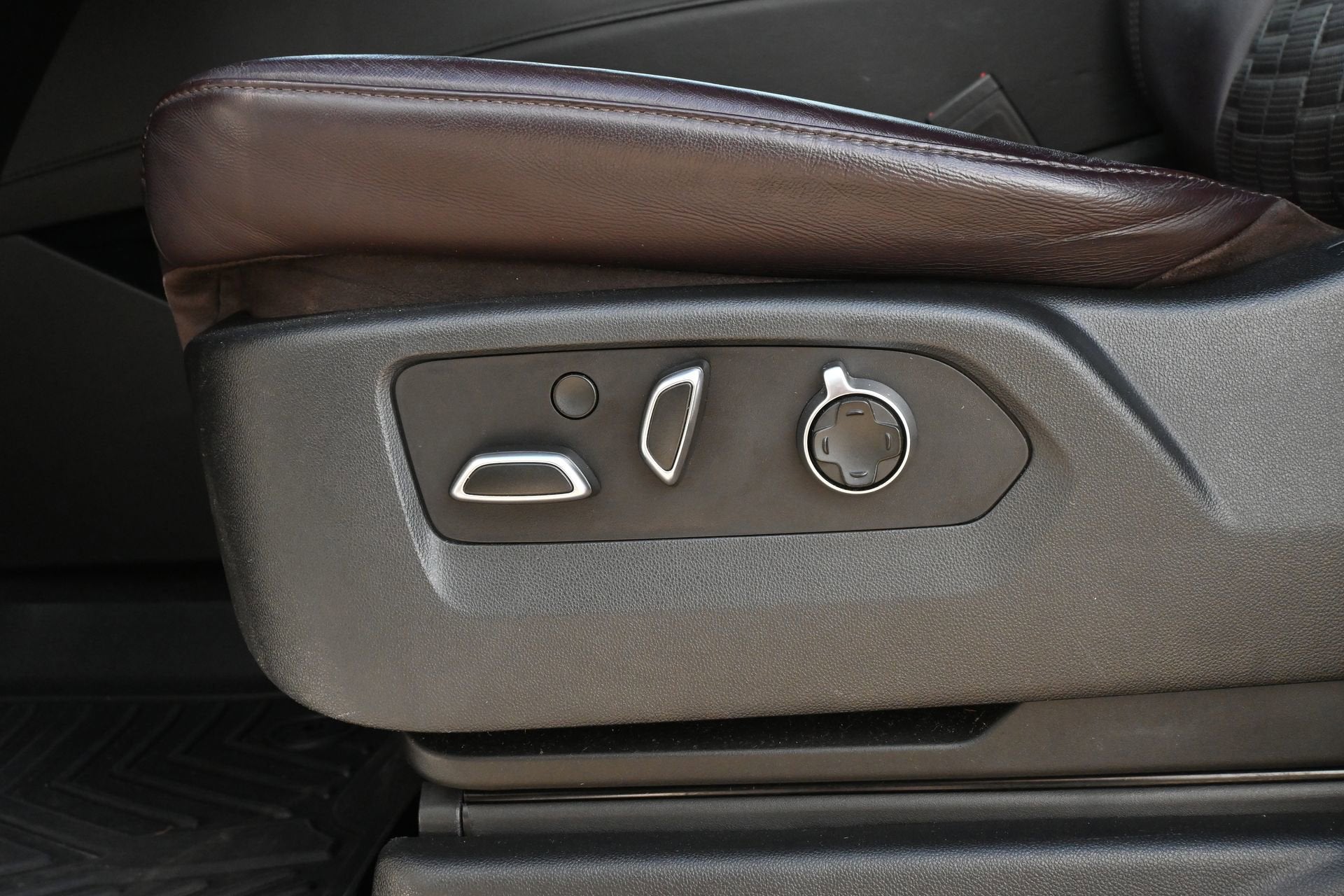 2021 Cadillac Escalade Premium Luxury Platinum