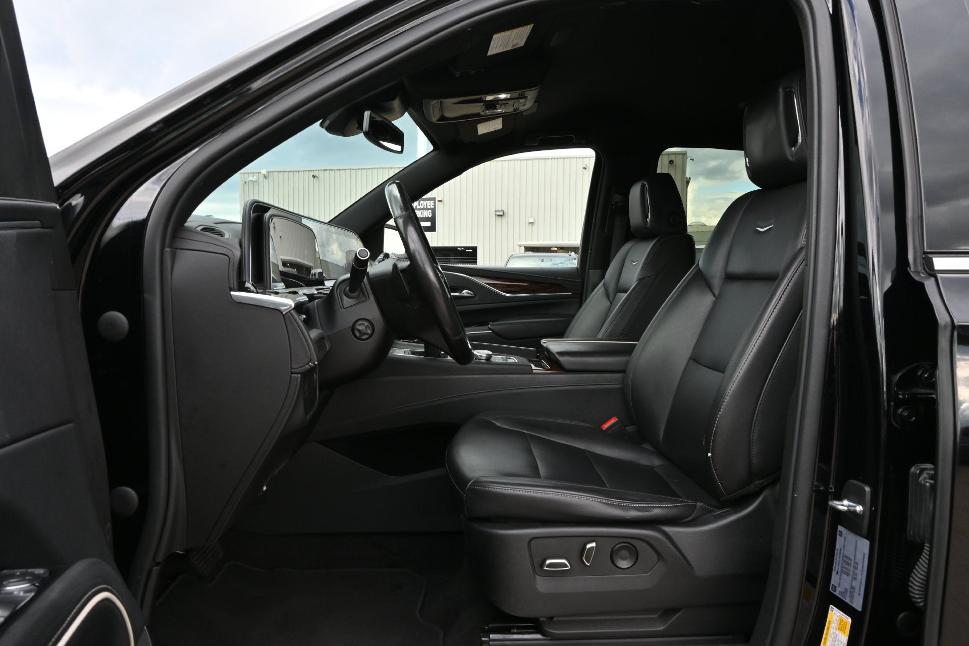 2022 Cadillac Escalade ESV Luxury