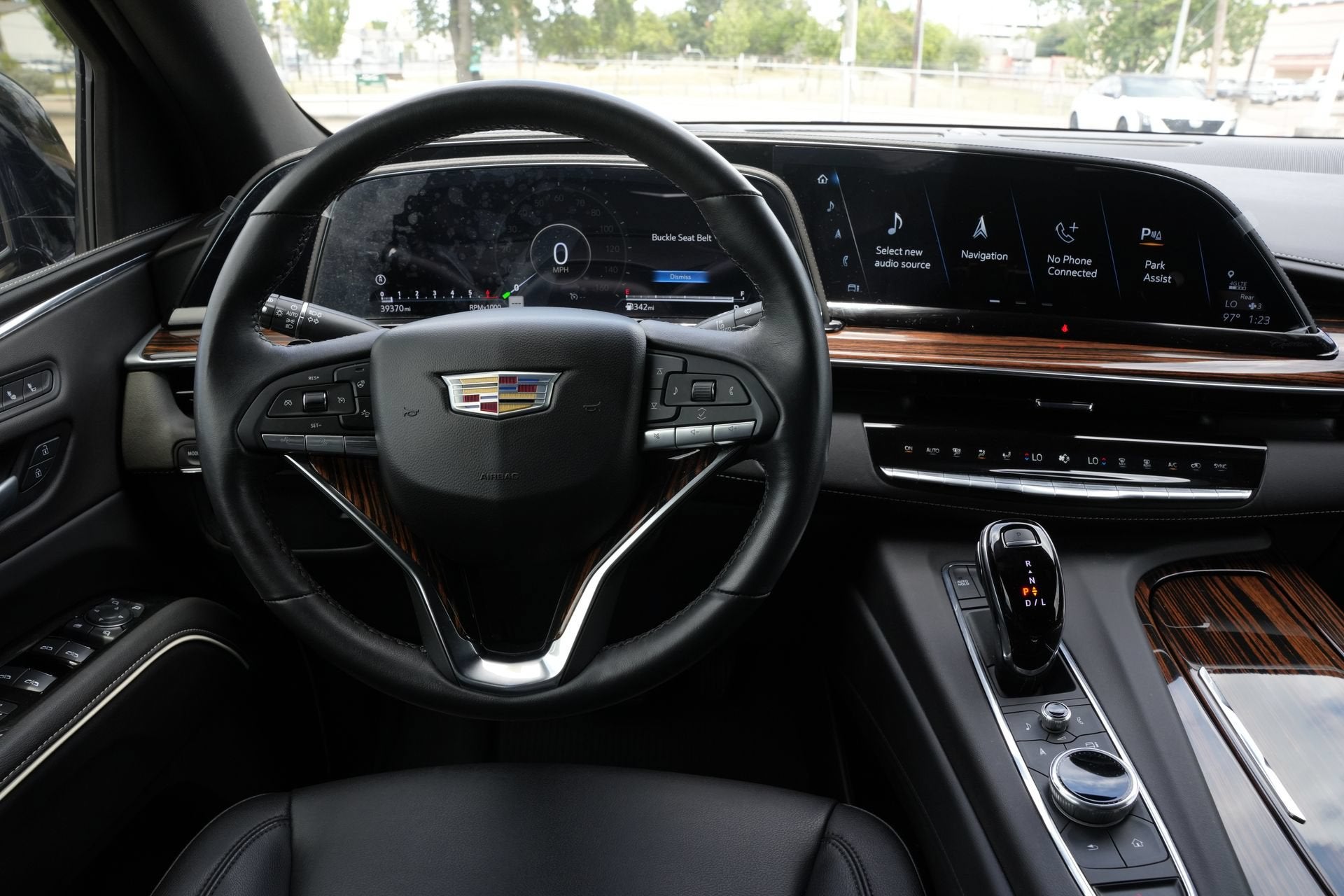 2024 Cadillac Escalade ESV Luxury
