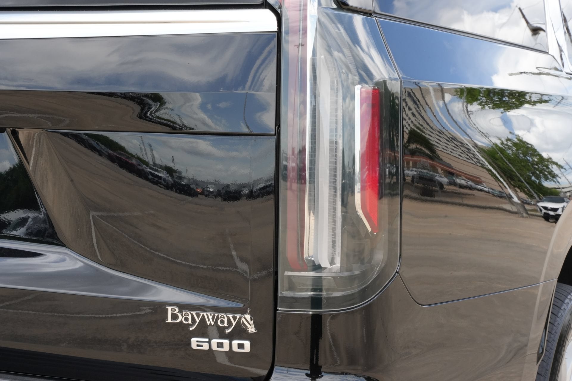 2024 Cadillac Escalade ESV Luxury