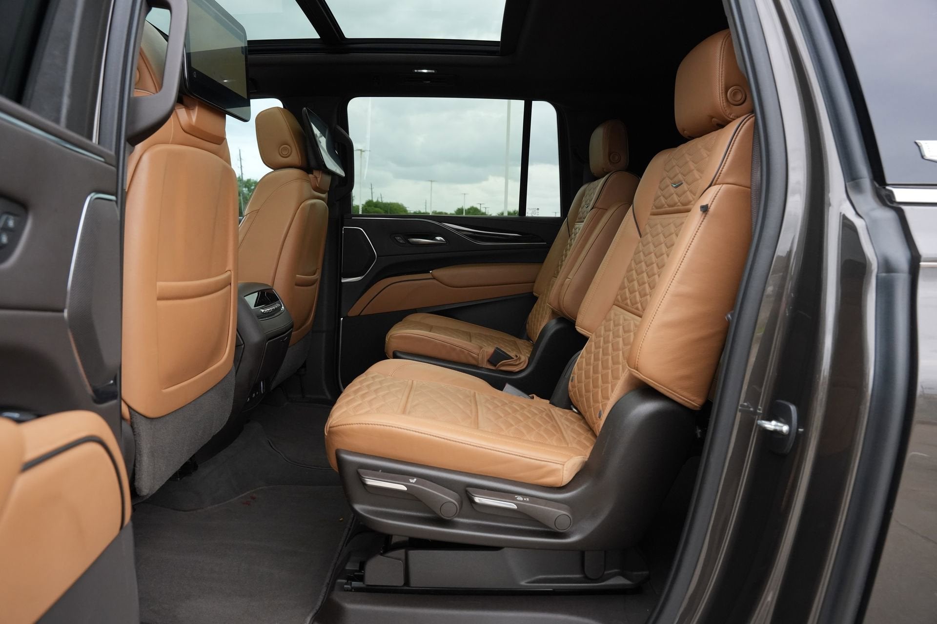 2021 Cadillac Escalade ESV Premium Luxury