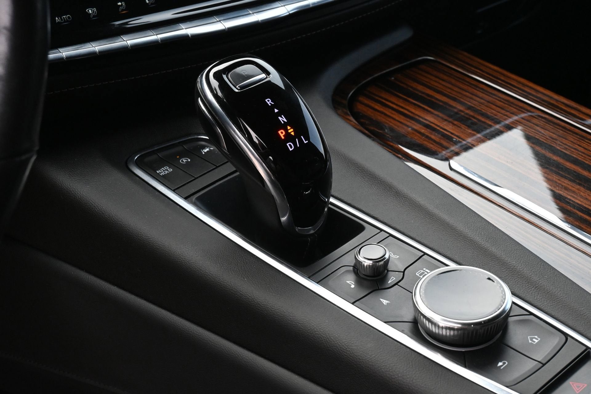 2023 Cadillac Escalade Luxury
