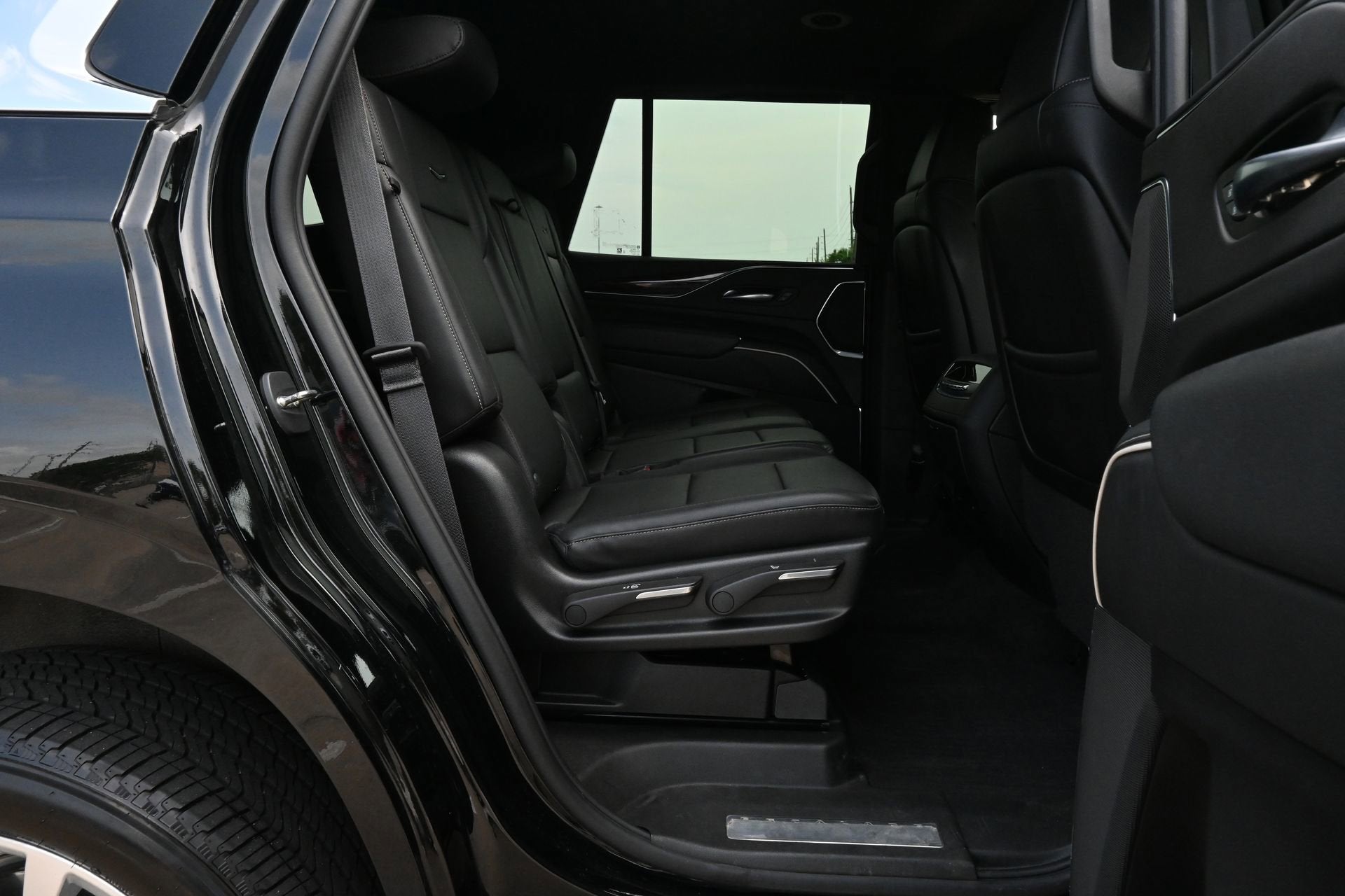 2023 Cadillac Escalade Luxury