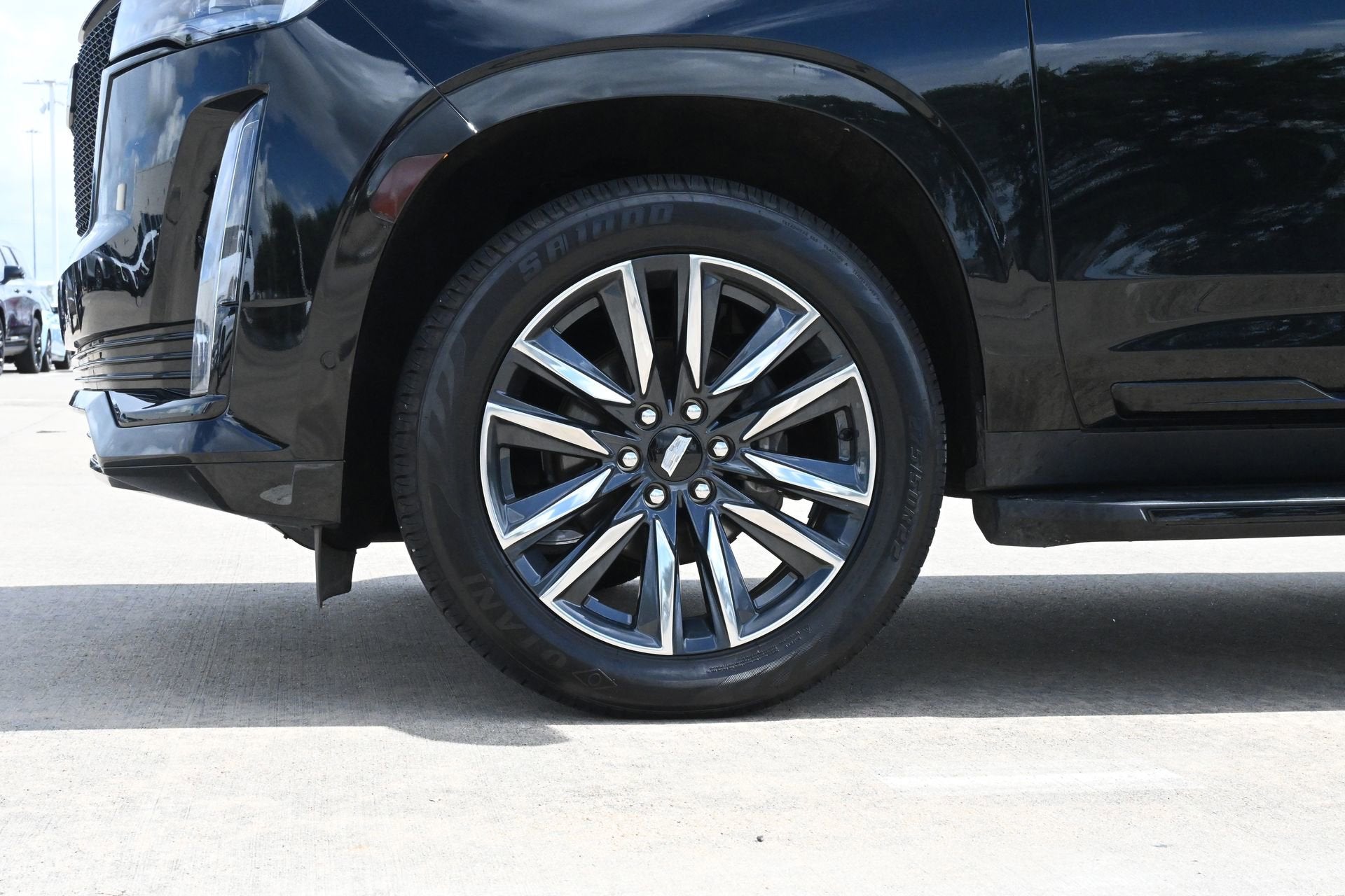 2023 Cadillac Escalade Sport
