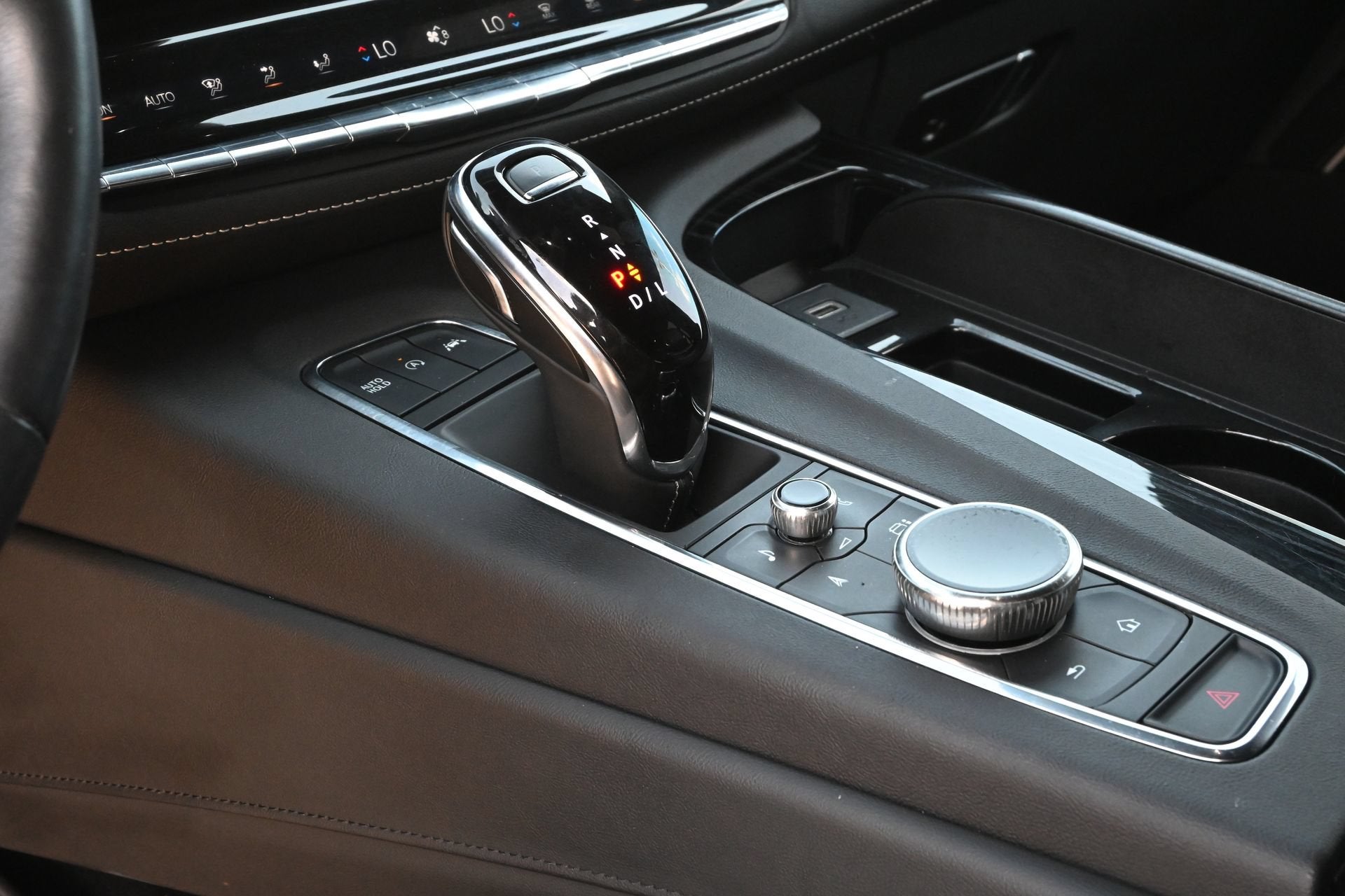 2023 Cadillac Escalade 4WD Sport