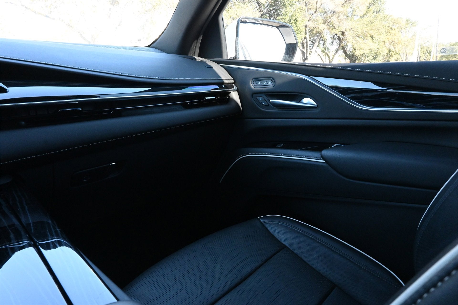 2022 Cadillac Escalade Sport