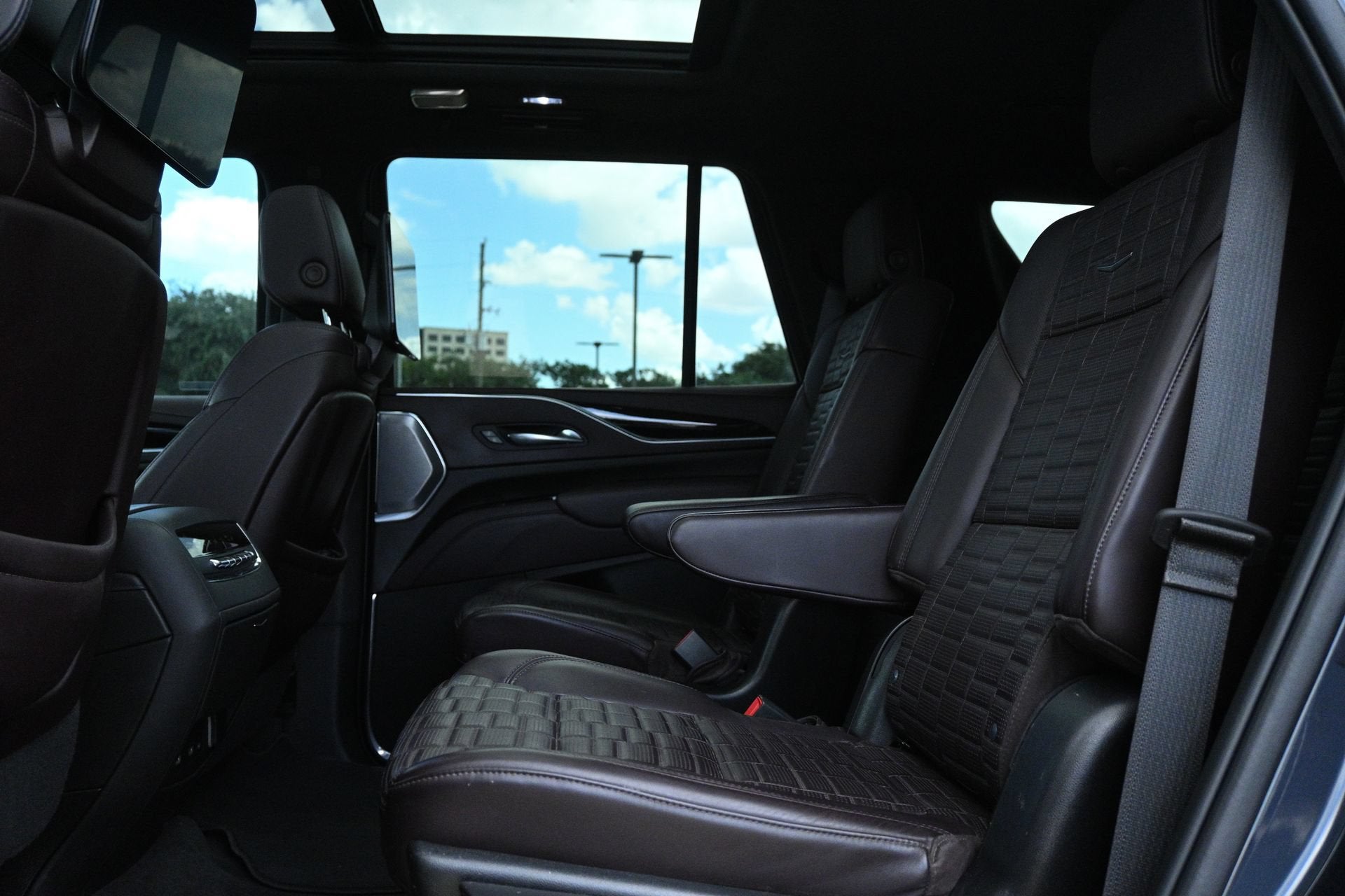 2022 Cadillac Escalade Sport Platinum