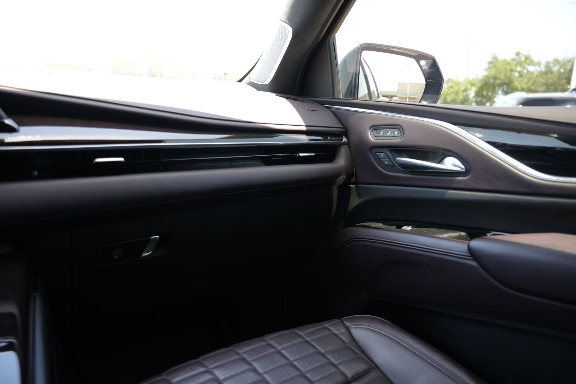 2022 Cadillac Escalade Sport Platinum
