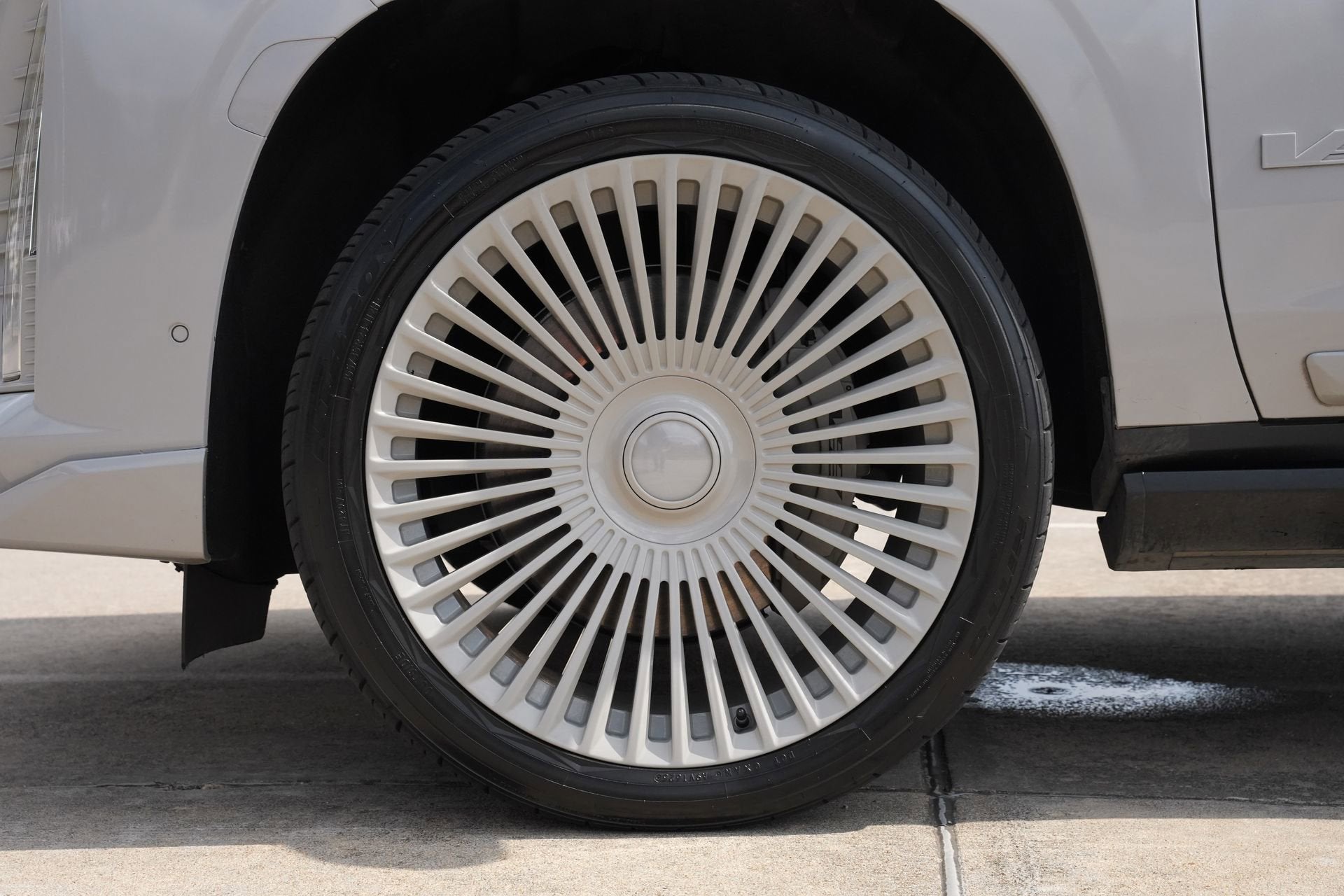 2023 Cadillac Escalade Escalade-V