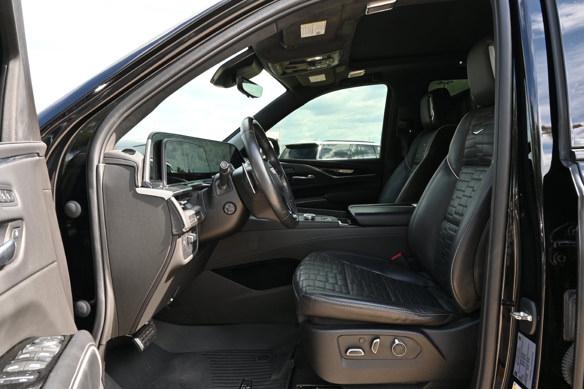 2023 Cadillac Escalade AWD V-Series