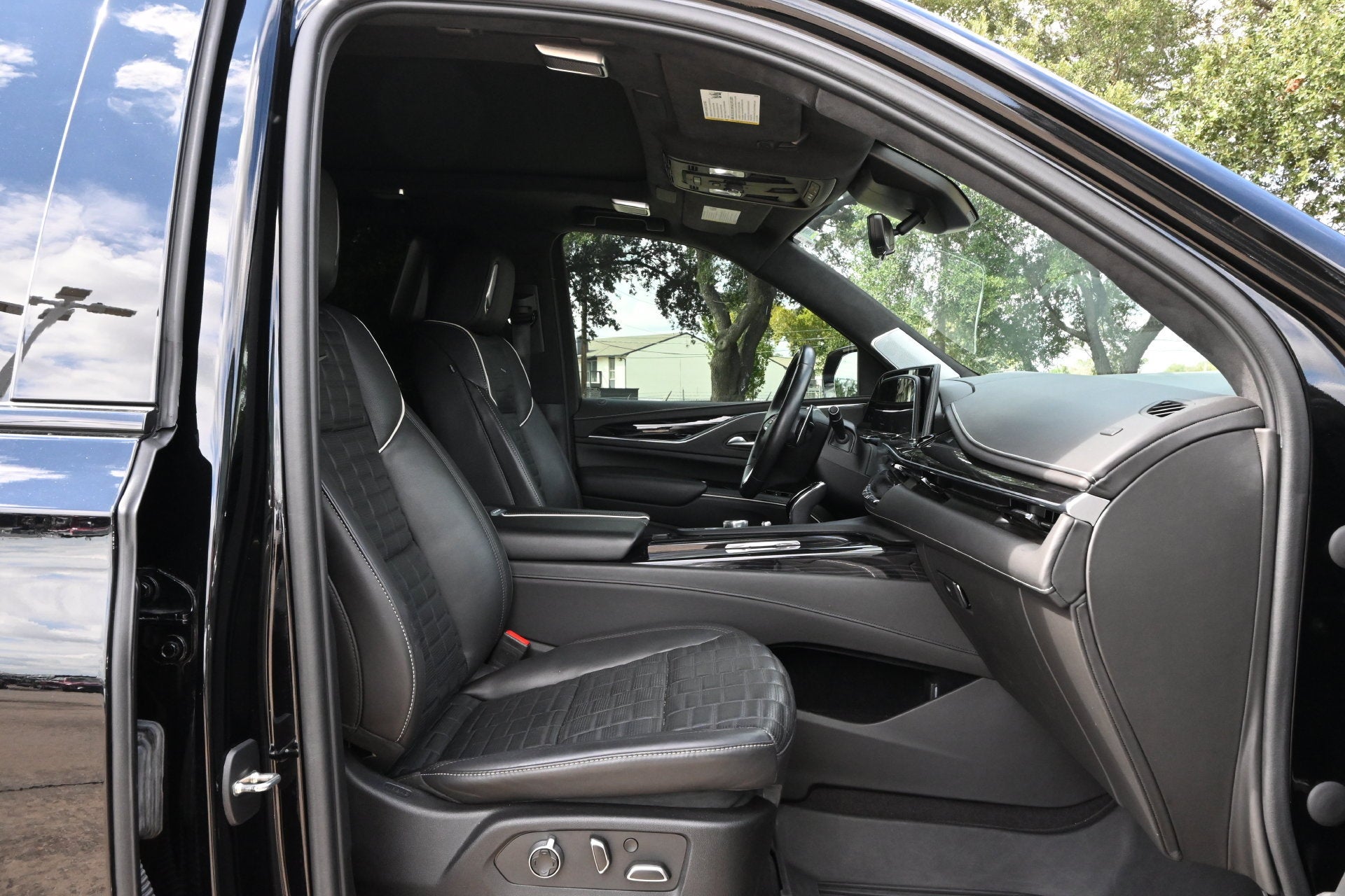 2023 Cadillac Escalade AWD V-Series