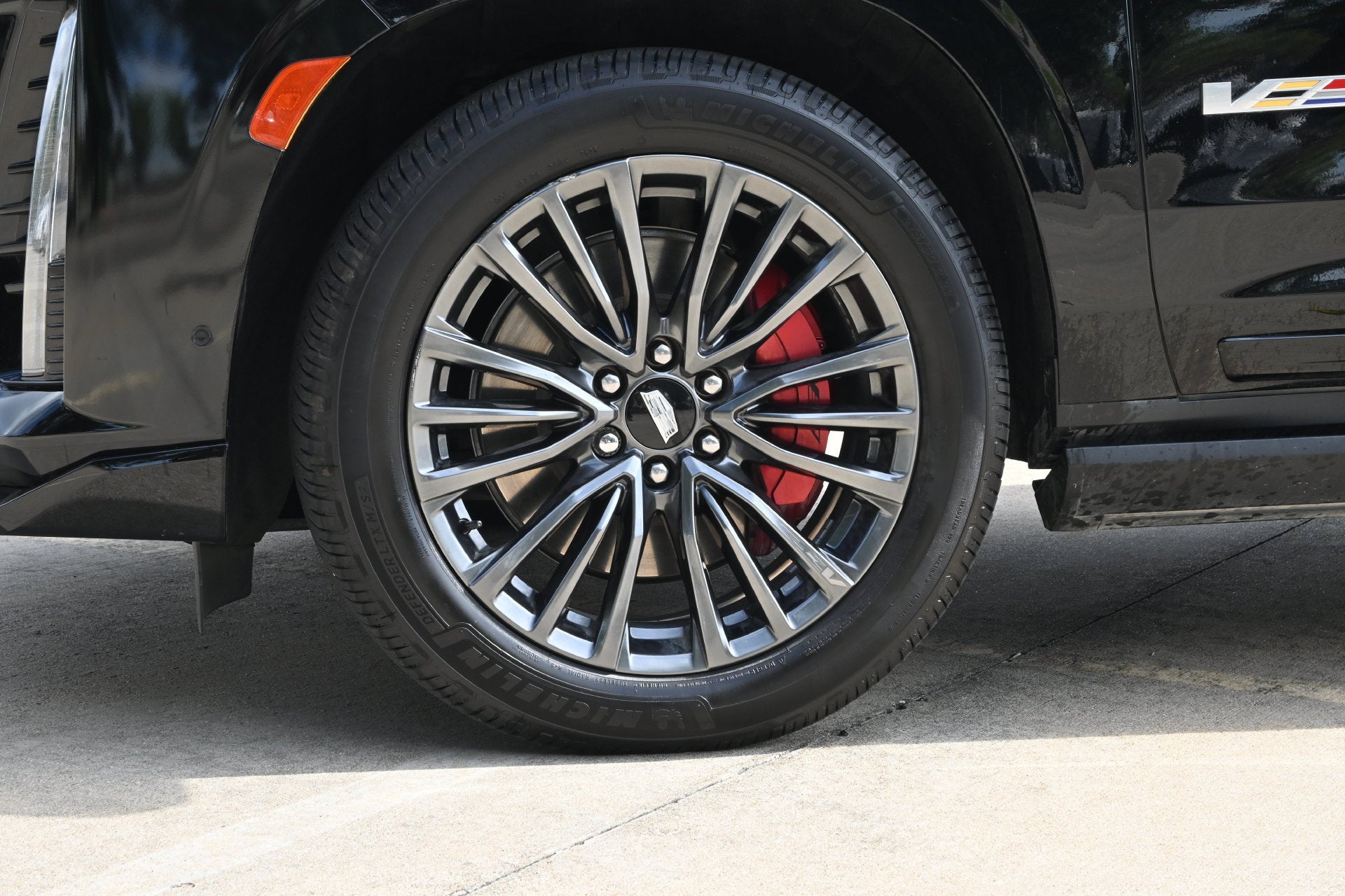 2023 Cadillac Escalade AWD V-Series