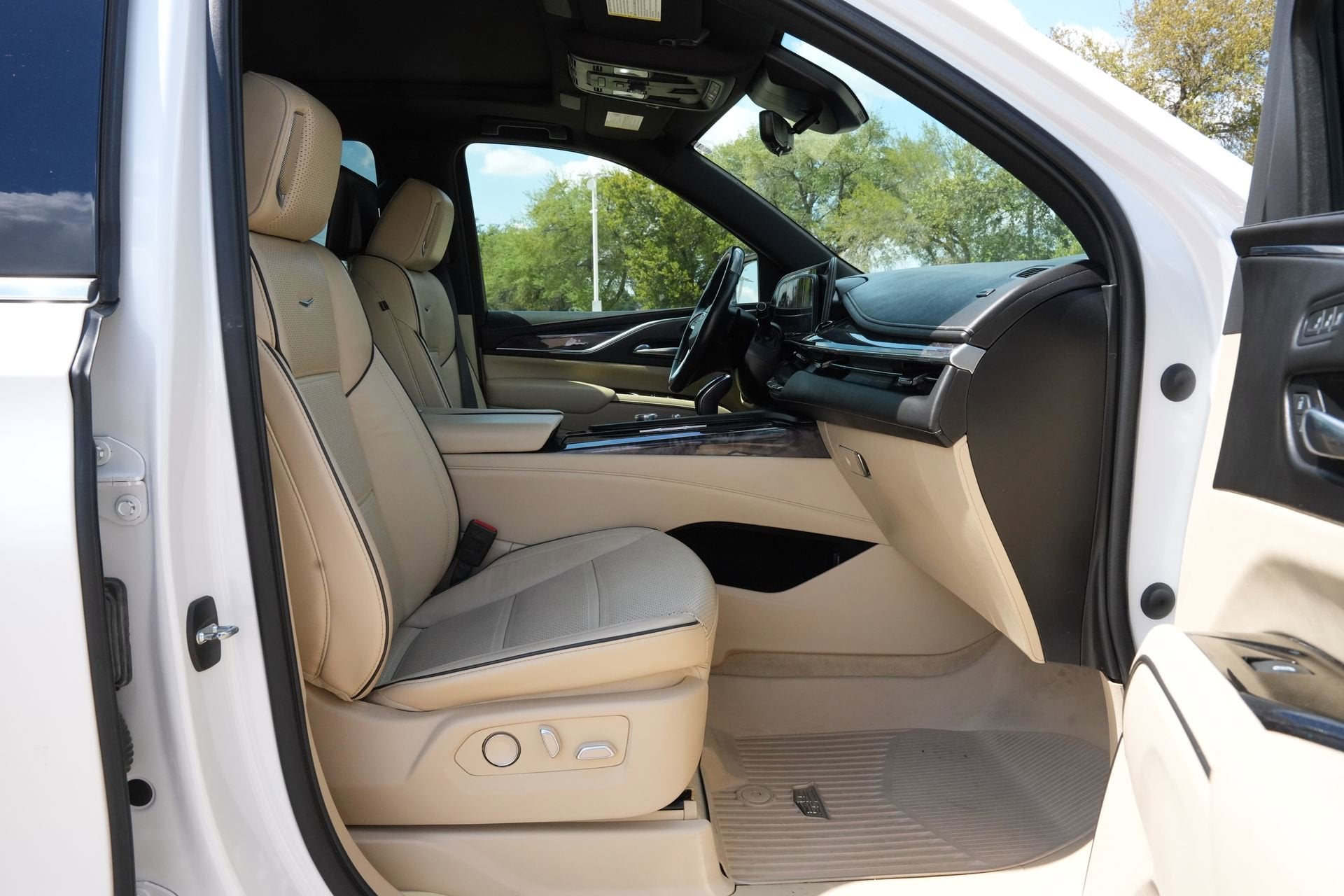 2021 Cadillac Escalade ESV Premium Luxury