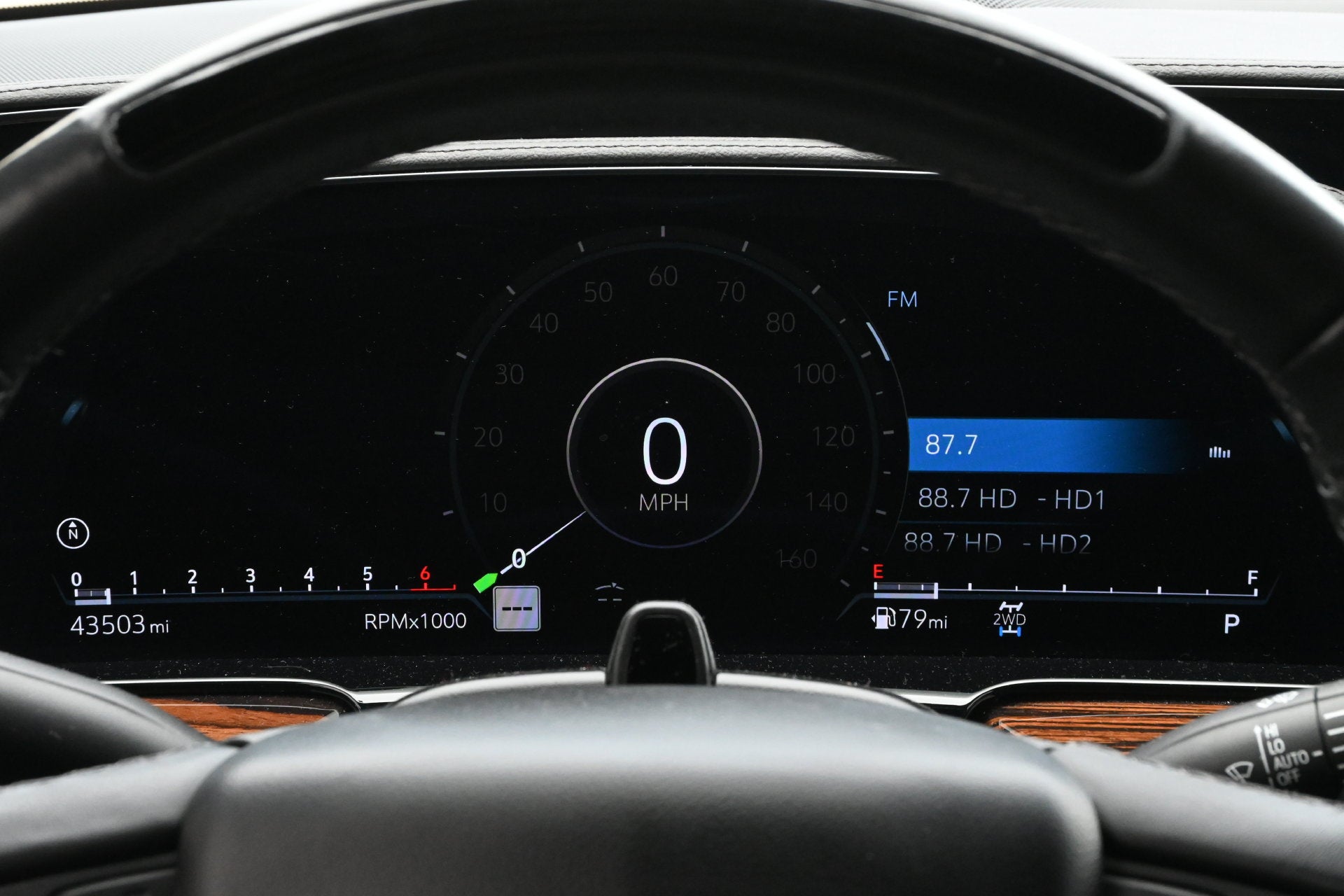 2023 Cadillac Escalade ESV 4WD Premium Luxury