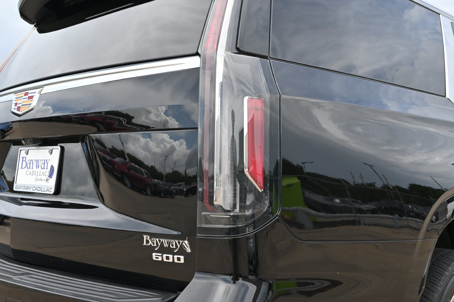 2023 Cadillac Escalade ESV 4WD Premium Luxury