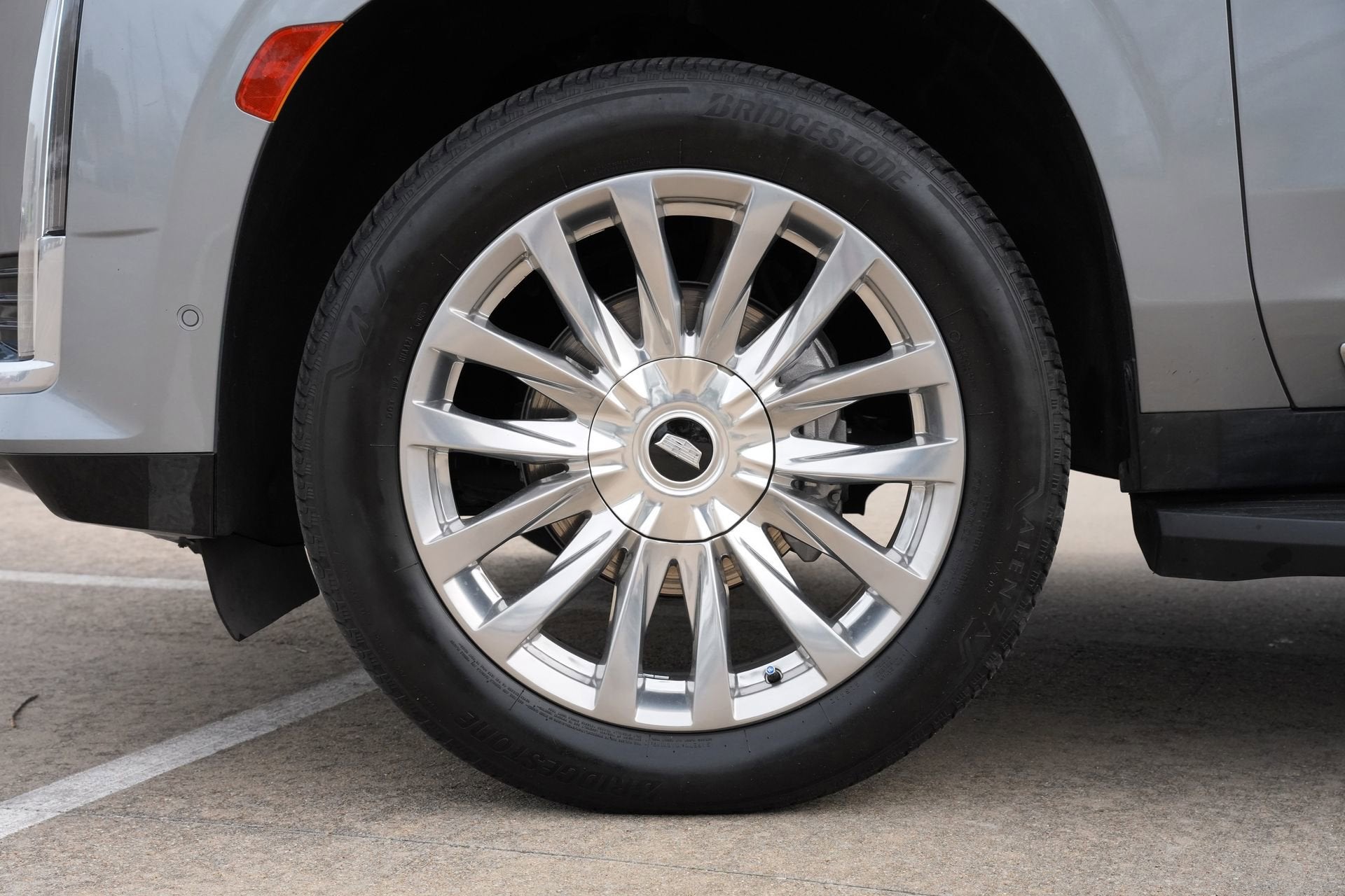 2023 Cadillac Escalade ESV Premium Luxury