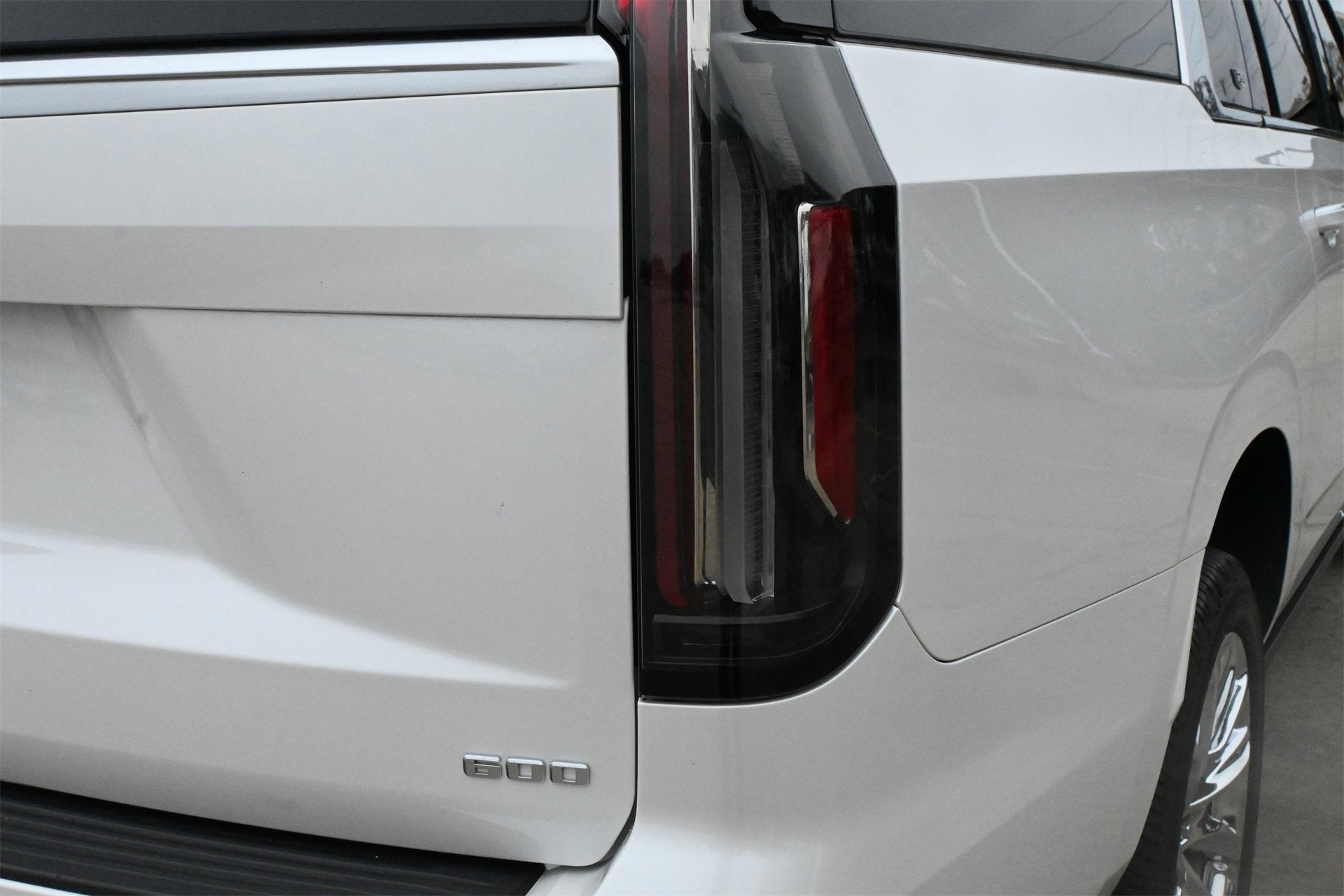 2023 Cadillac Escalade ESV Premium Luxury Platinum