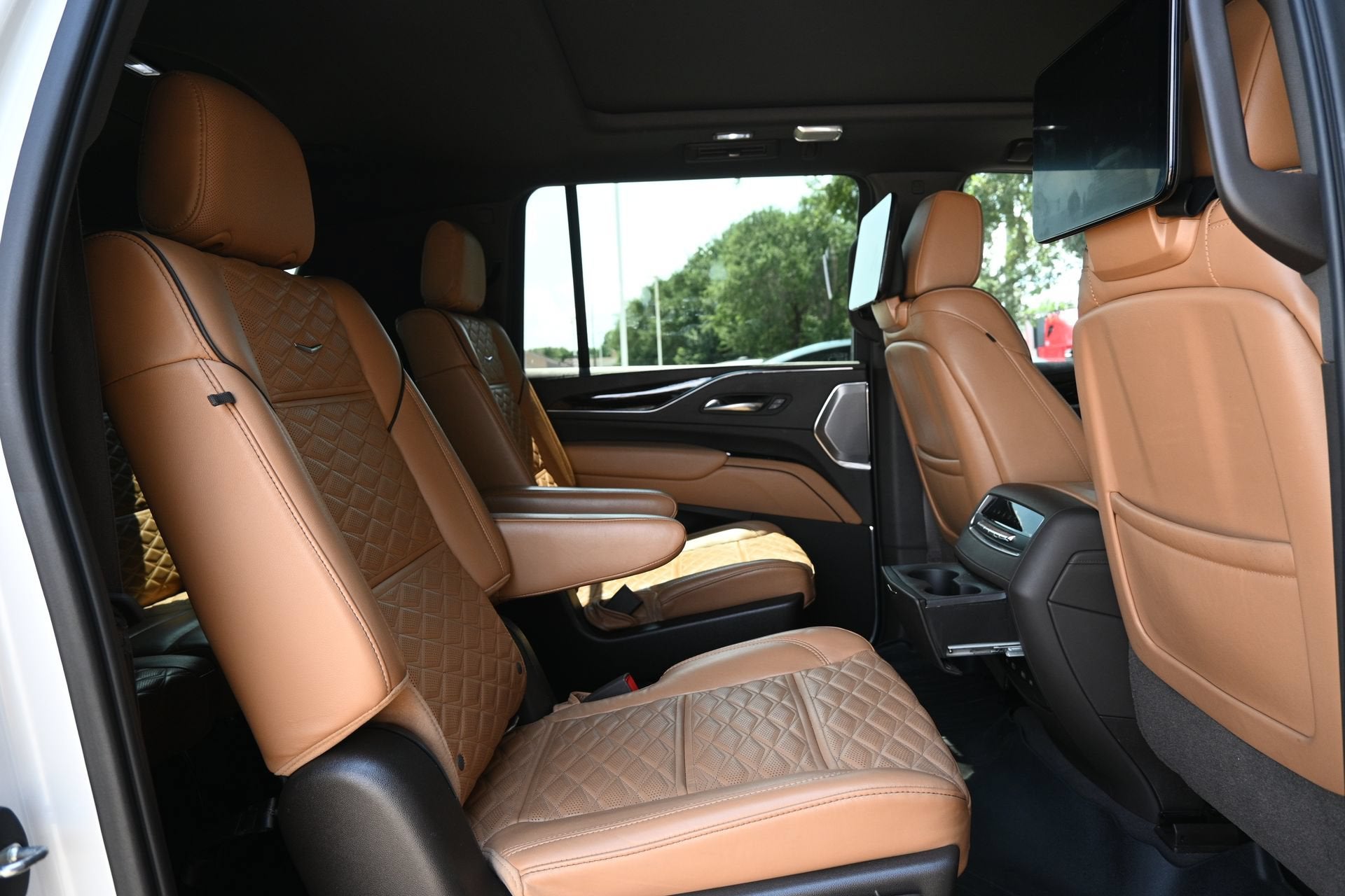 2021 Cadillac Escalade ESV Sport