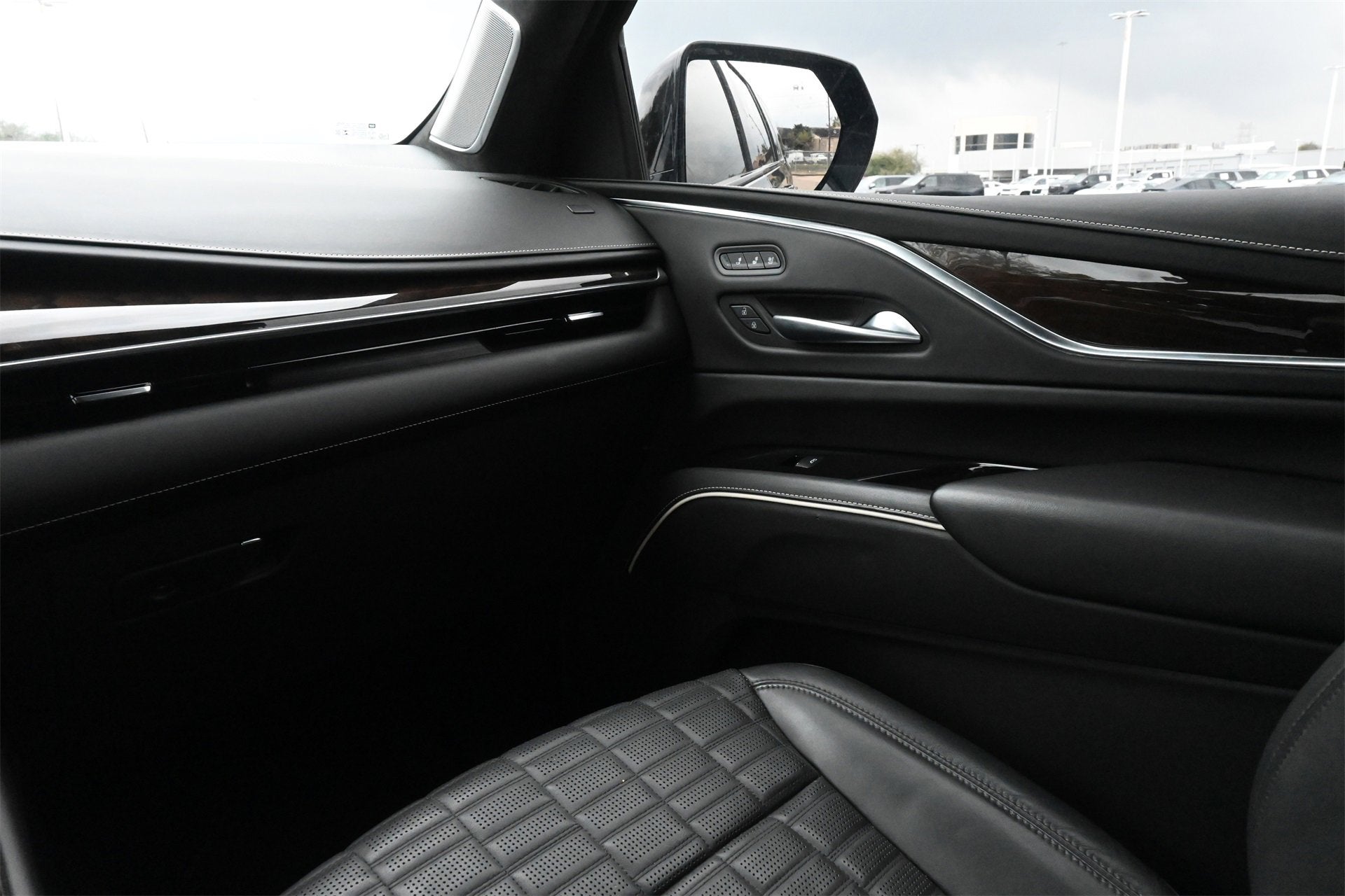 2023 Cadillac Escalade ESV Sport Platinum