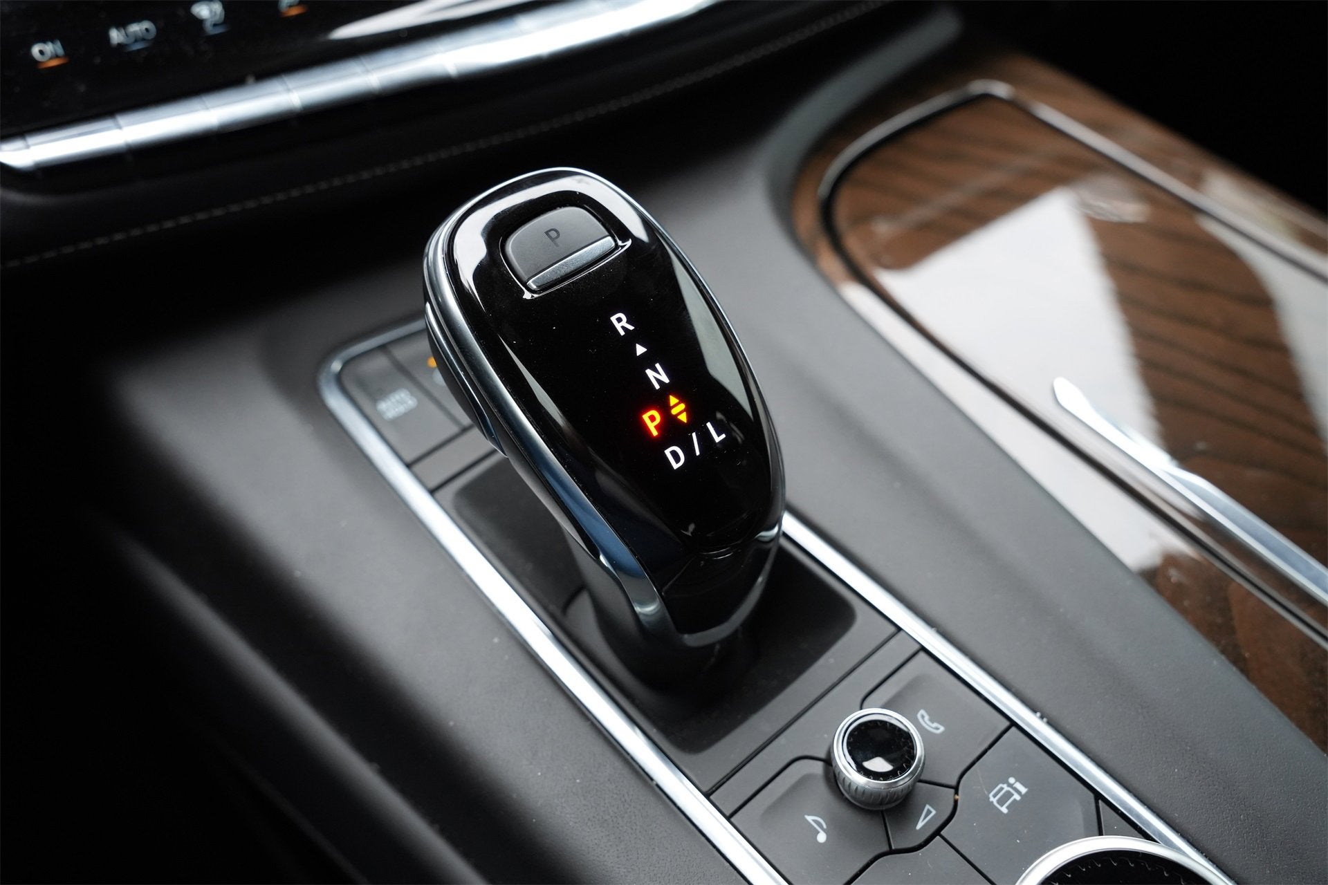 2024 Cadillac Escalade ESV Sport Platinum