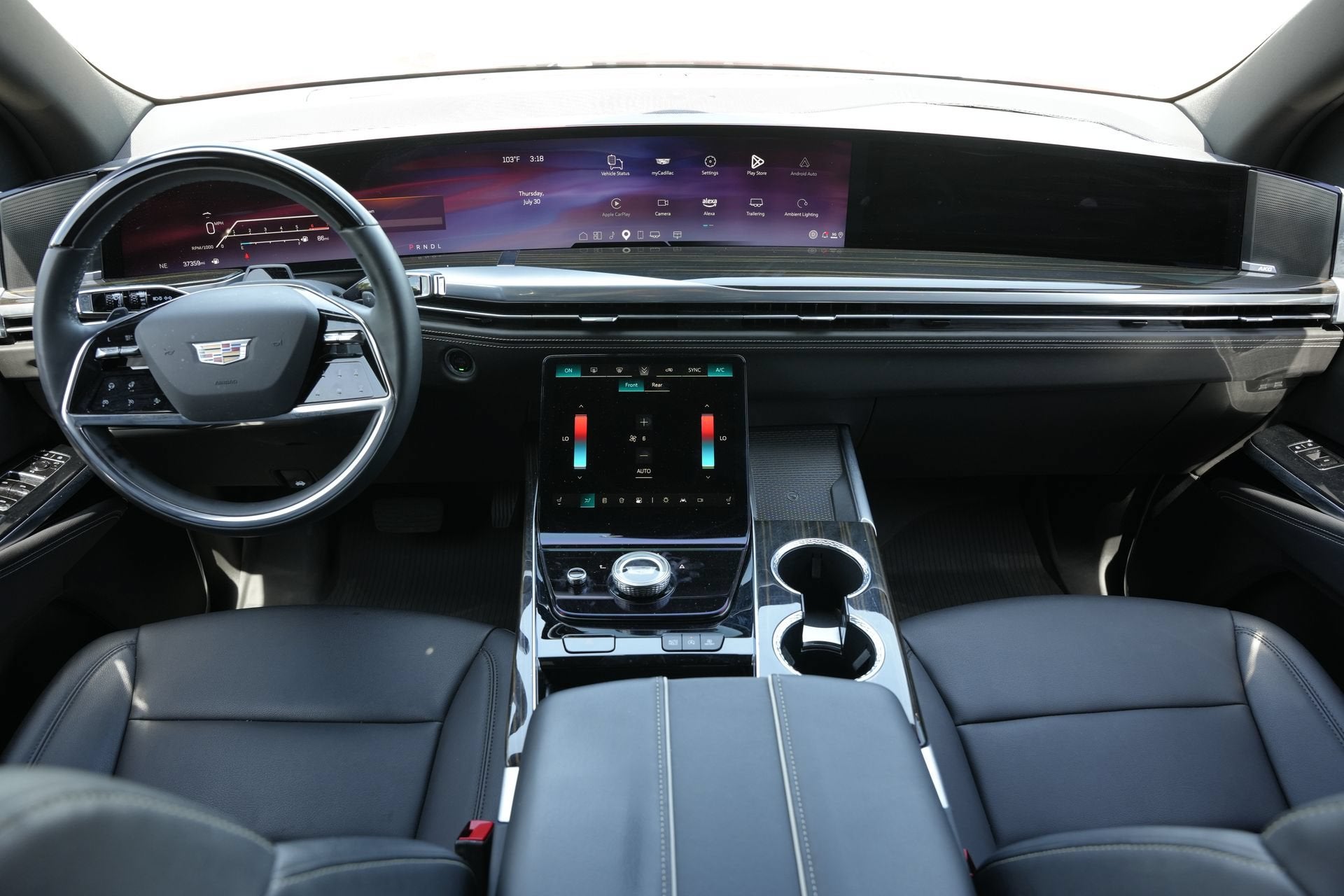 2025 Cadillac Escalade Luxury