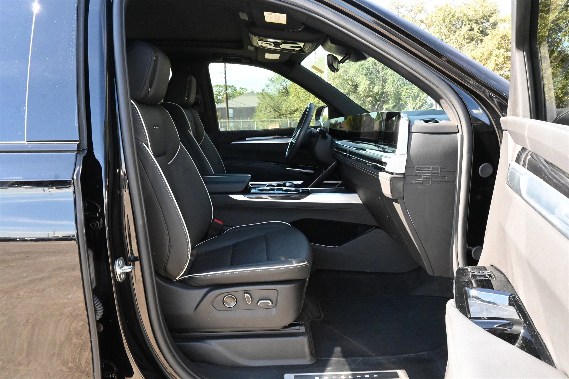 2025 Cadillac Escalade Sport