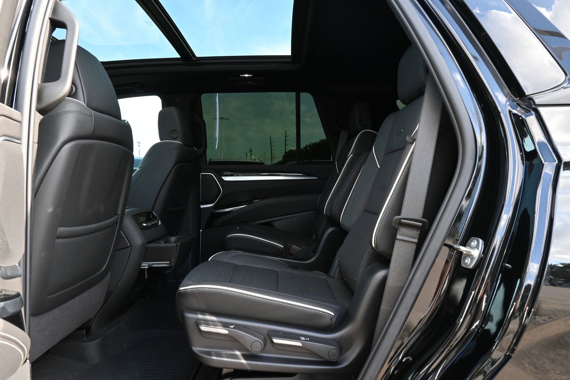 2025 Cadillac Escalade Sport