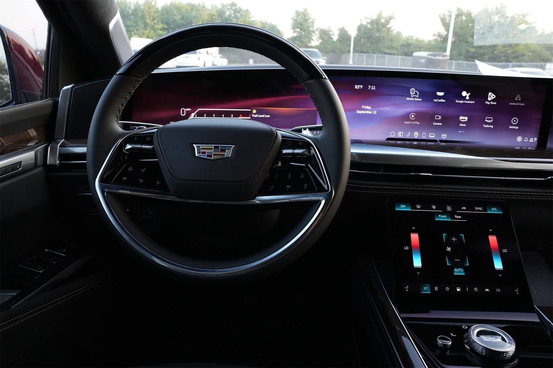 2025 Cadillac Escalade Sport Platinum