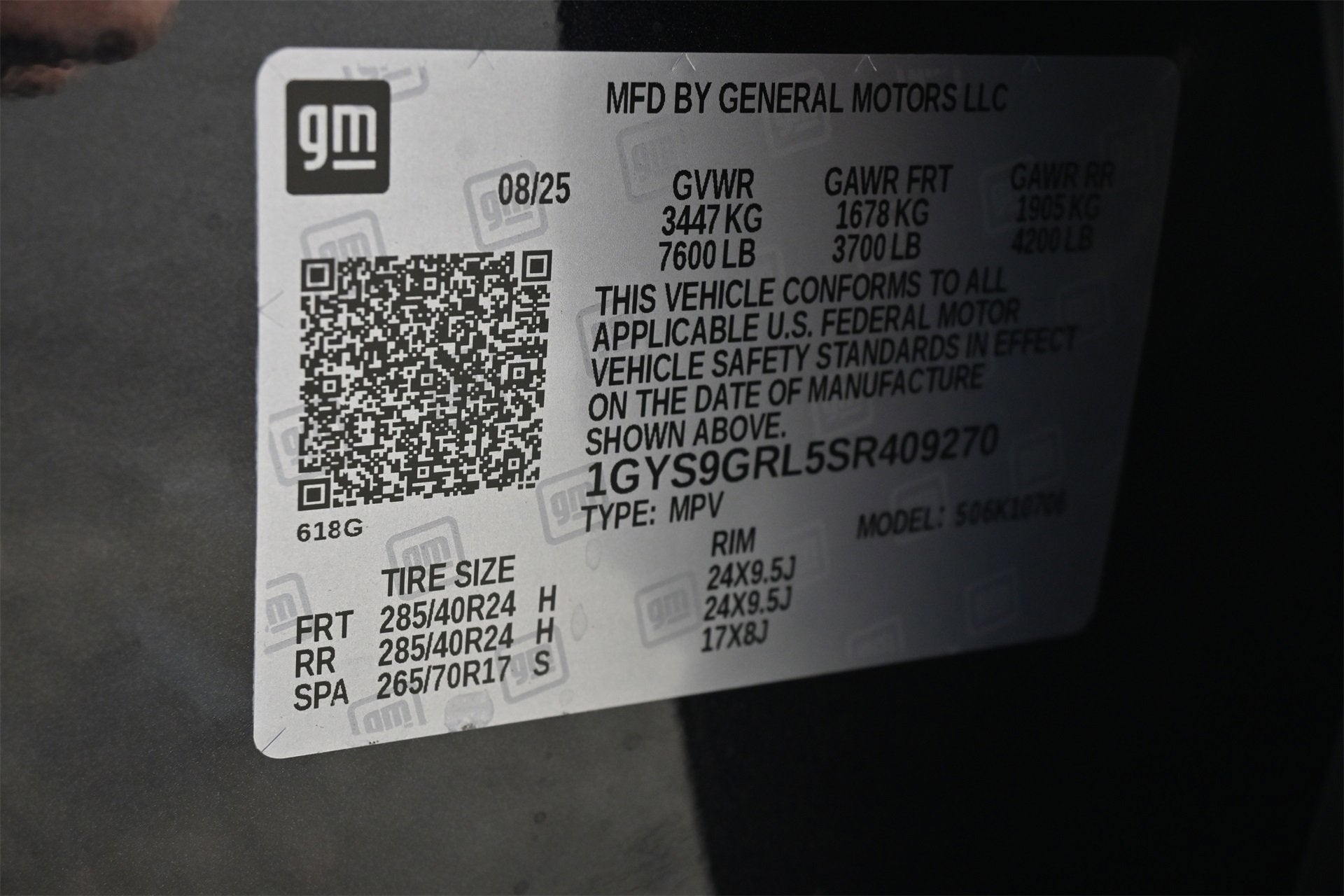 2025 Cadillac Escalade Sport Platinum