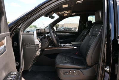 2025 Cadillac Escalade Sport Platinum