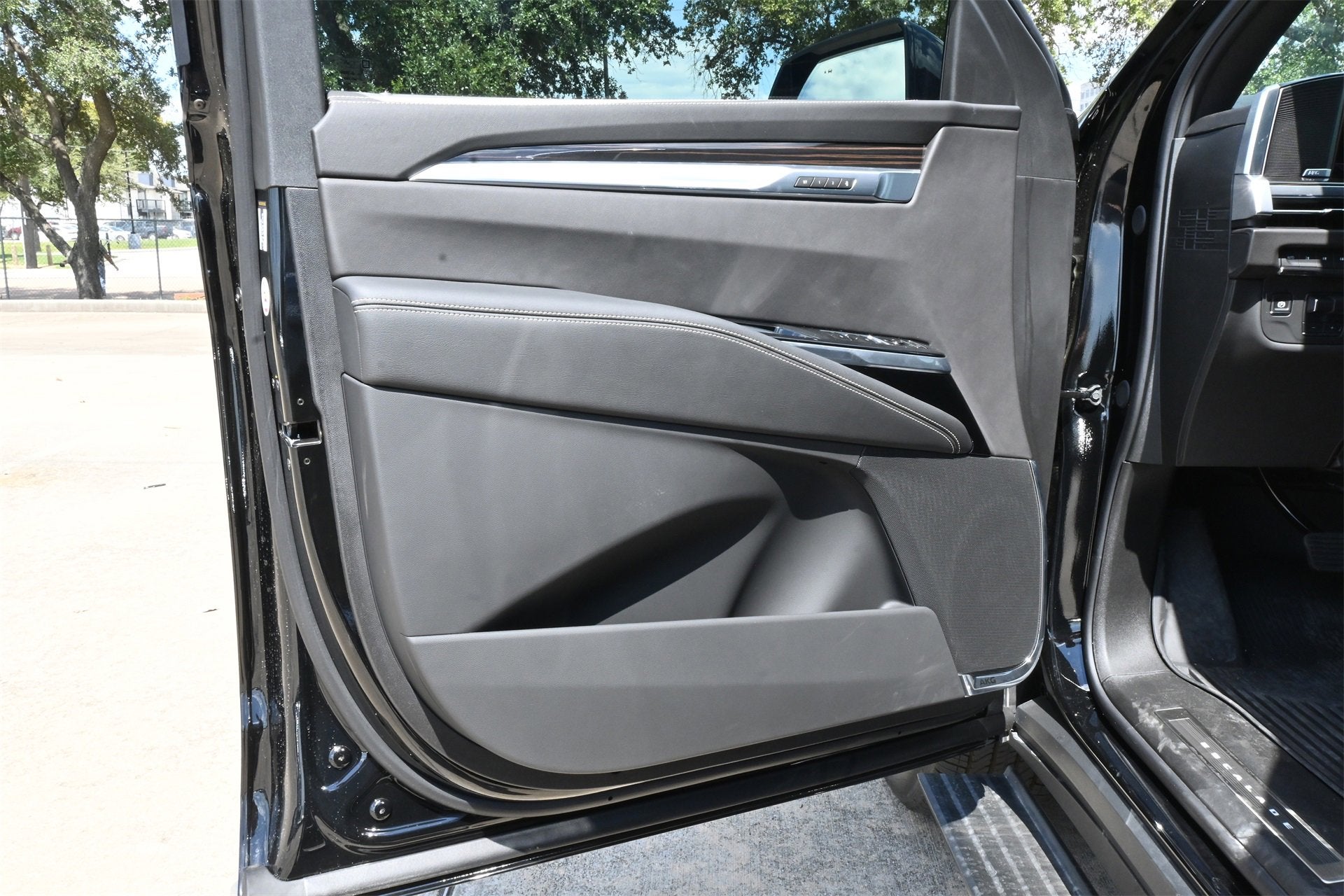 2025 Cadillac Escalade ESV Premium Luxury