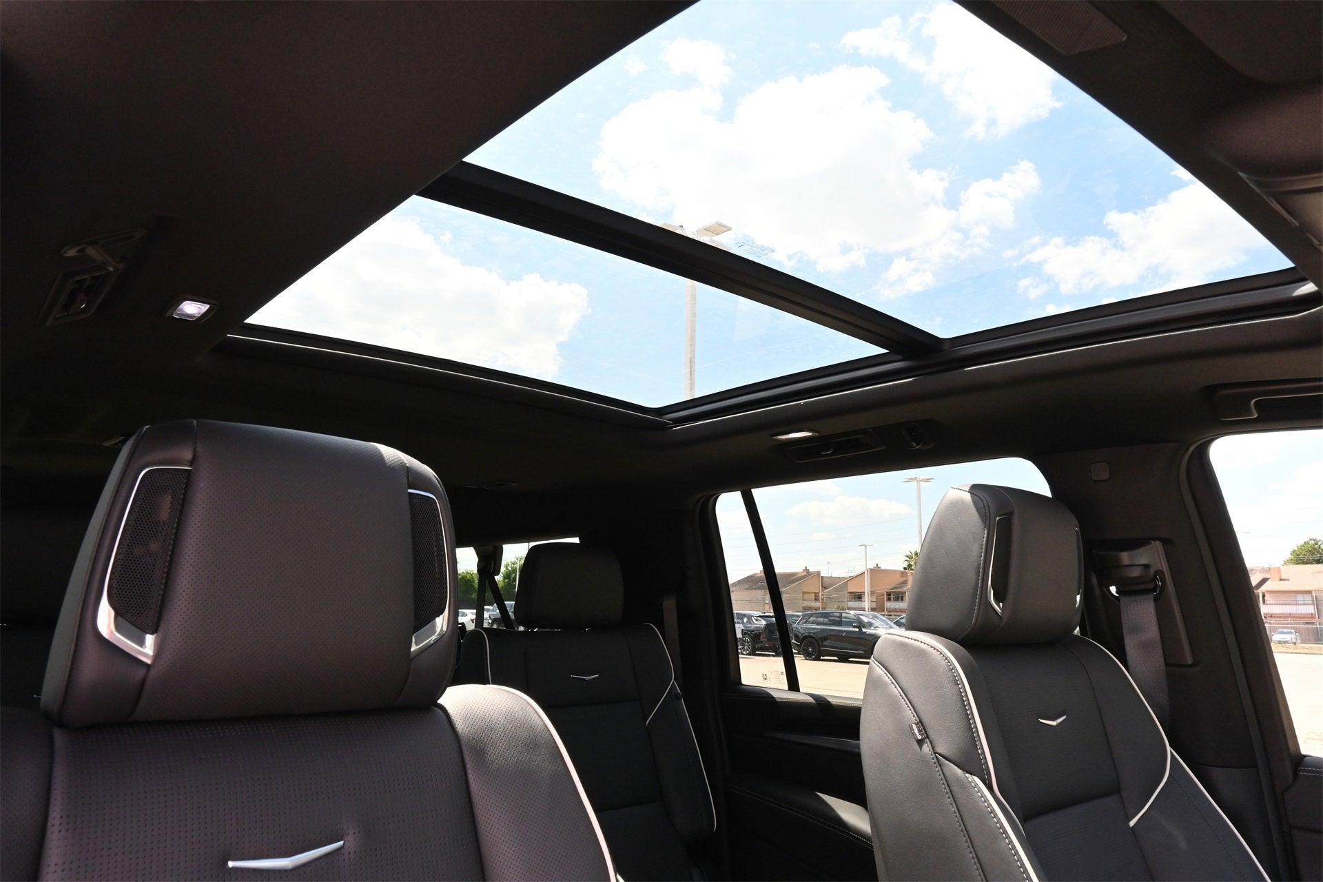 2025 Cadillac Escalade ESV Premium Luxury