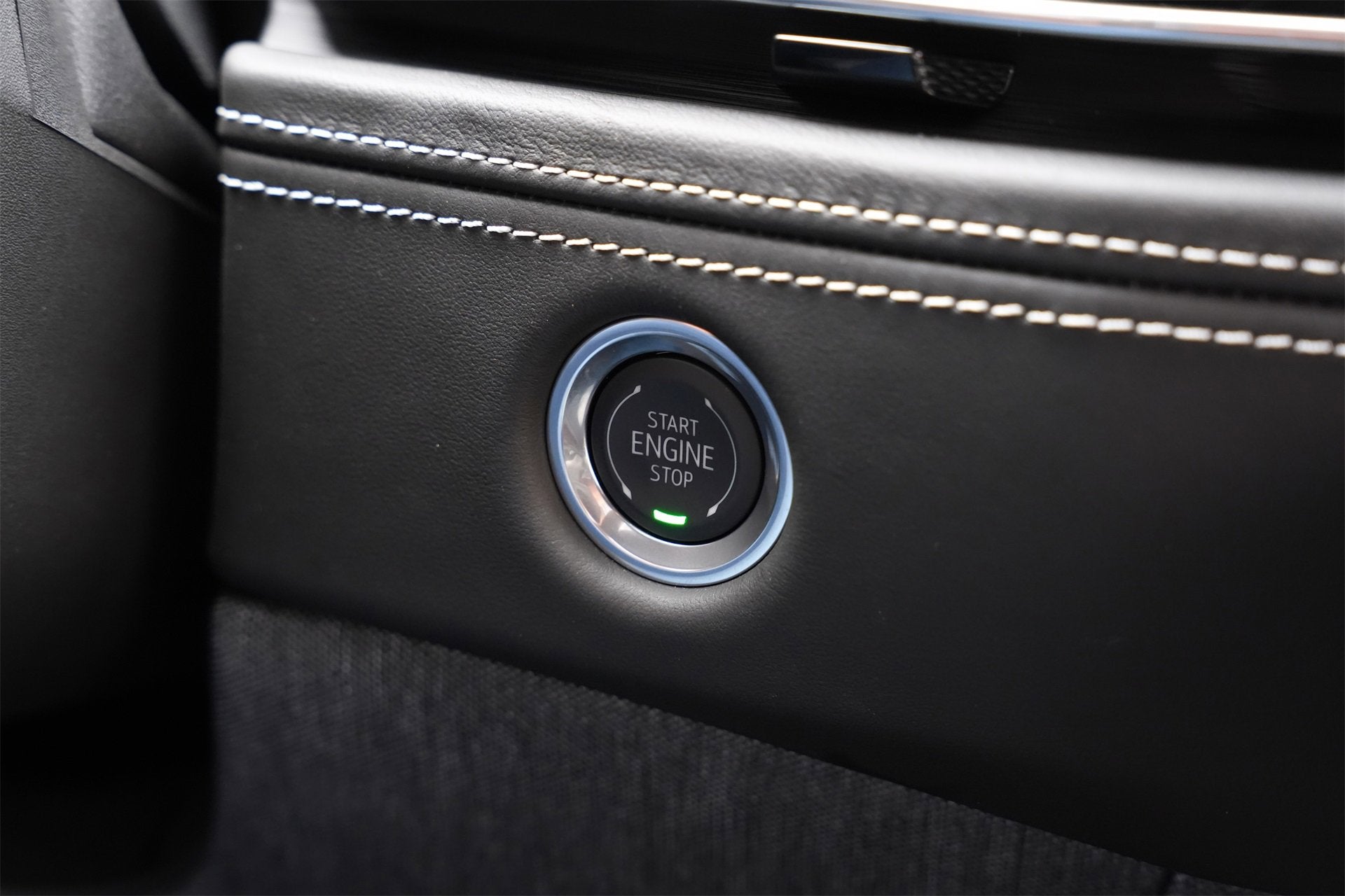 2025 Cadillac Escalade ESV Sport Platinum