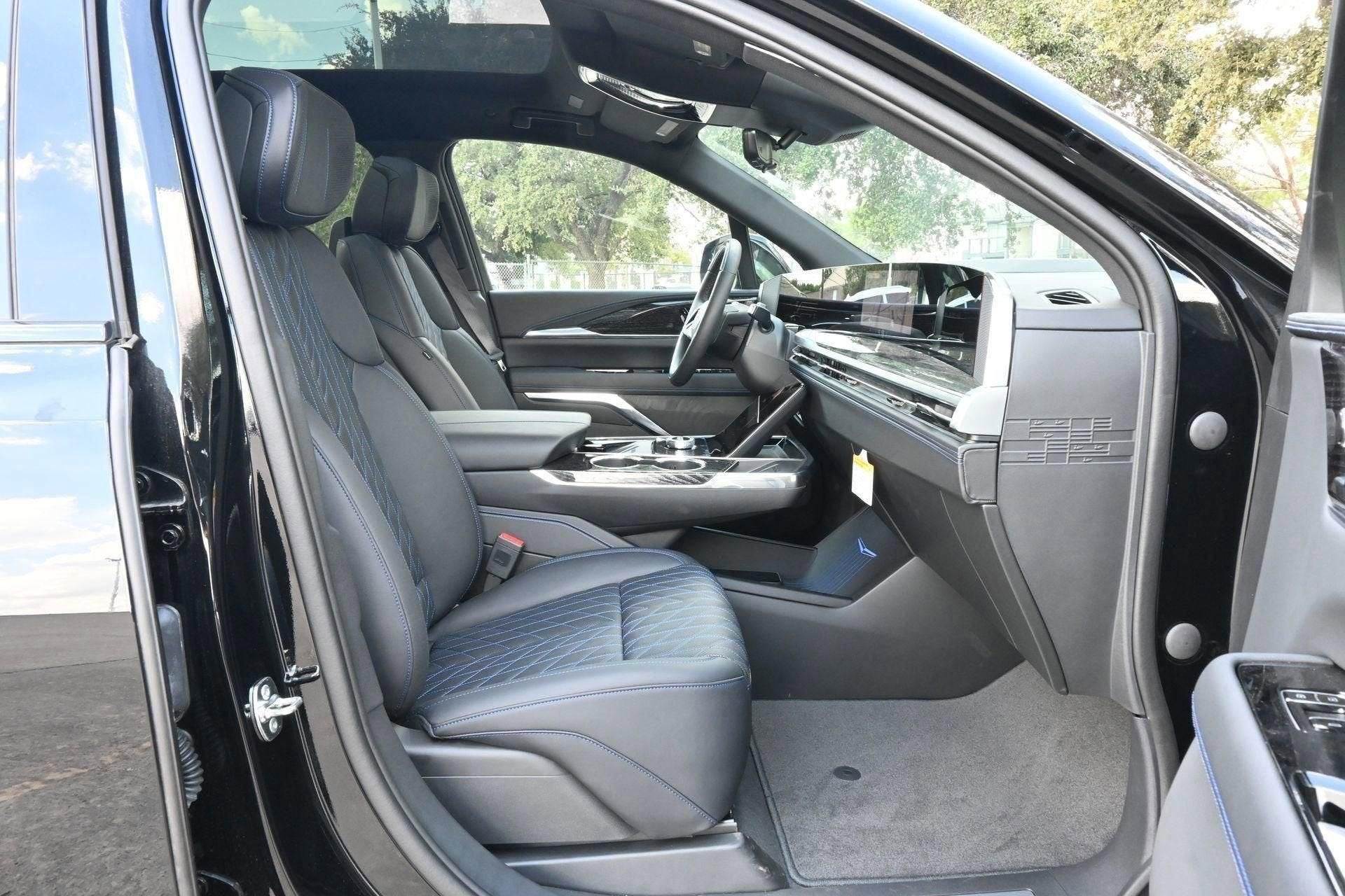 2025 Cadillac ESCALADE IQ Luxury 1