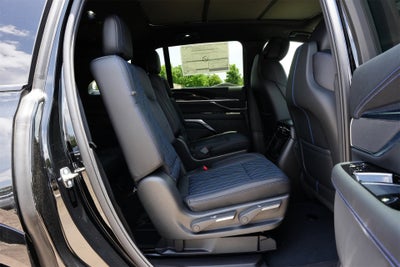 2026 Cadillac ESCALADE IQ Luxury