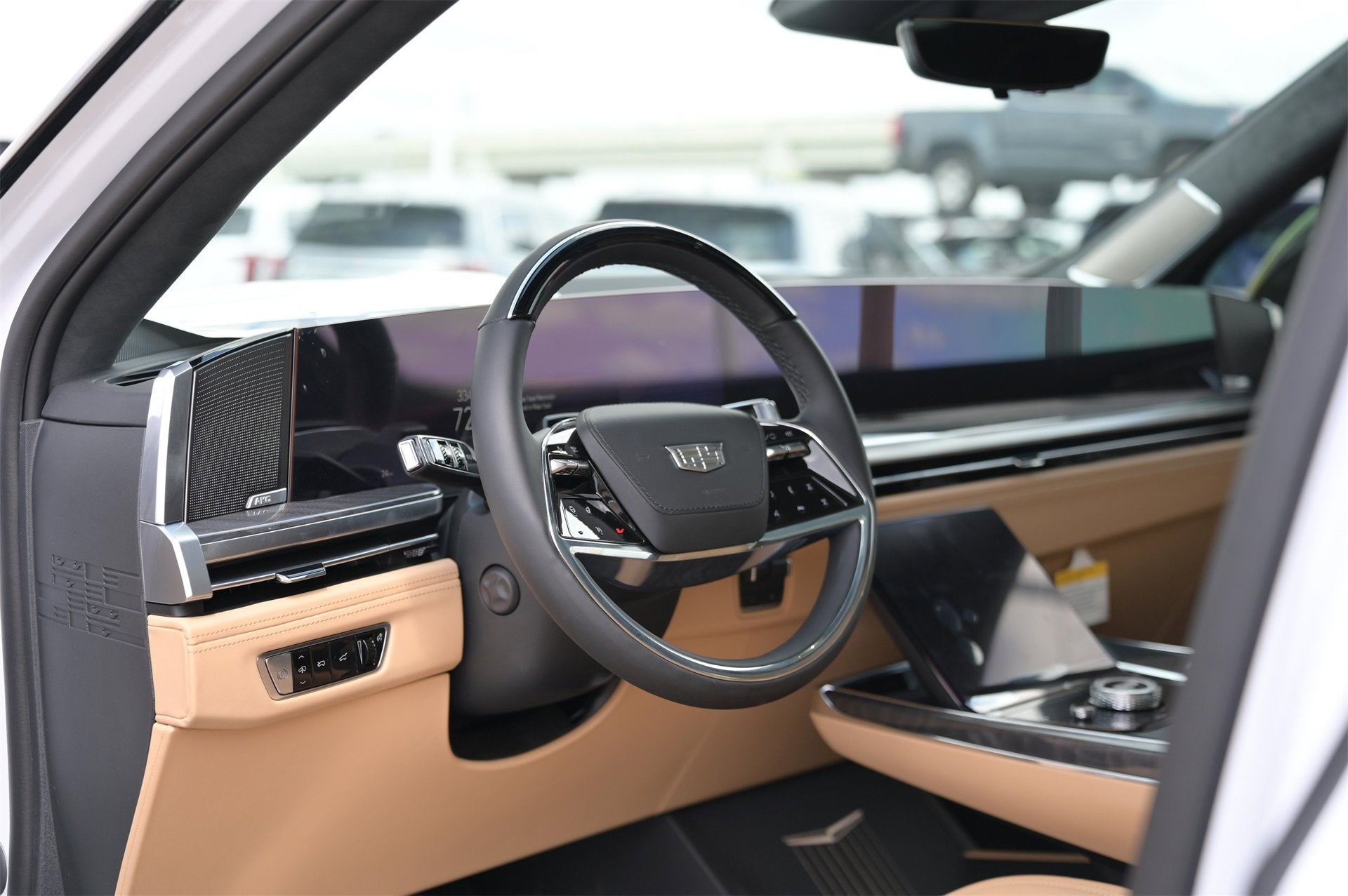 2025 Cadillac ESCALADE IQ Luxury 2