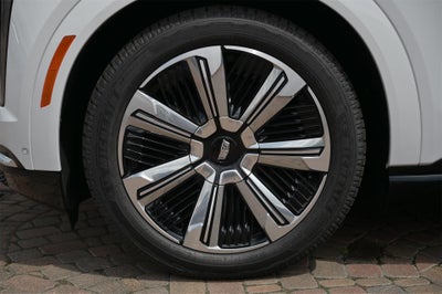 2025 Cadillac ESCALADE IQ Luxury 2