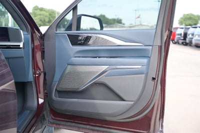 2025 Cadillac ESCALADE IQ Luxury 2