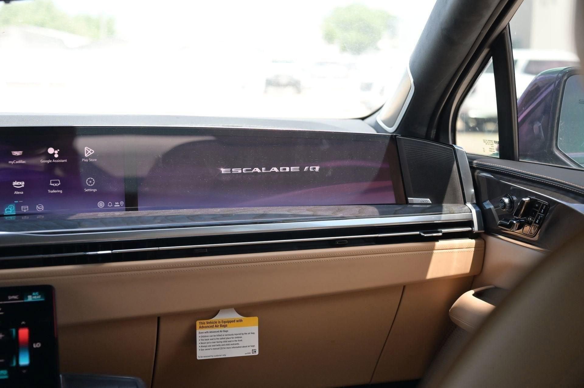 2025 Cadillac ESCALADE IQ Luxury 2