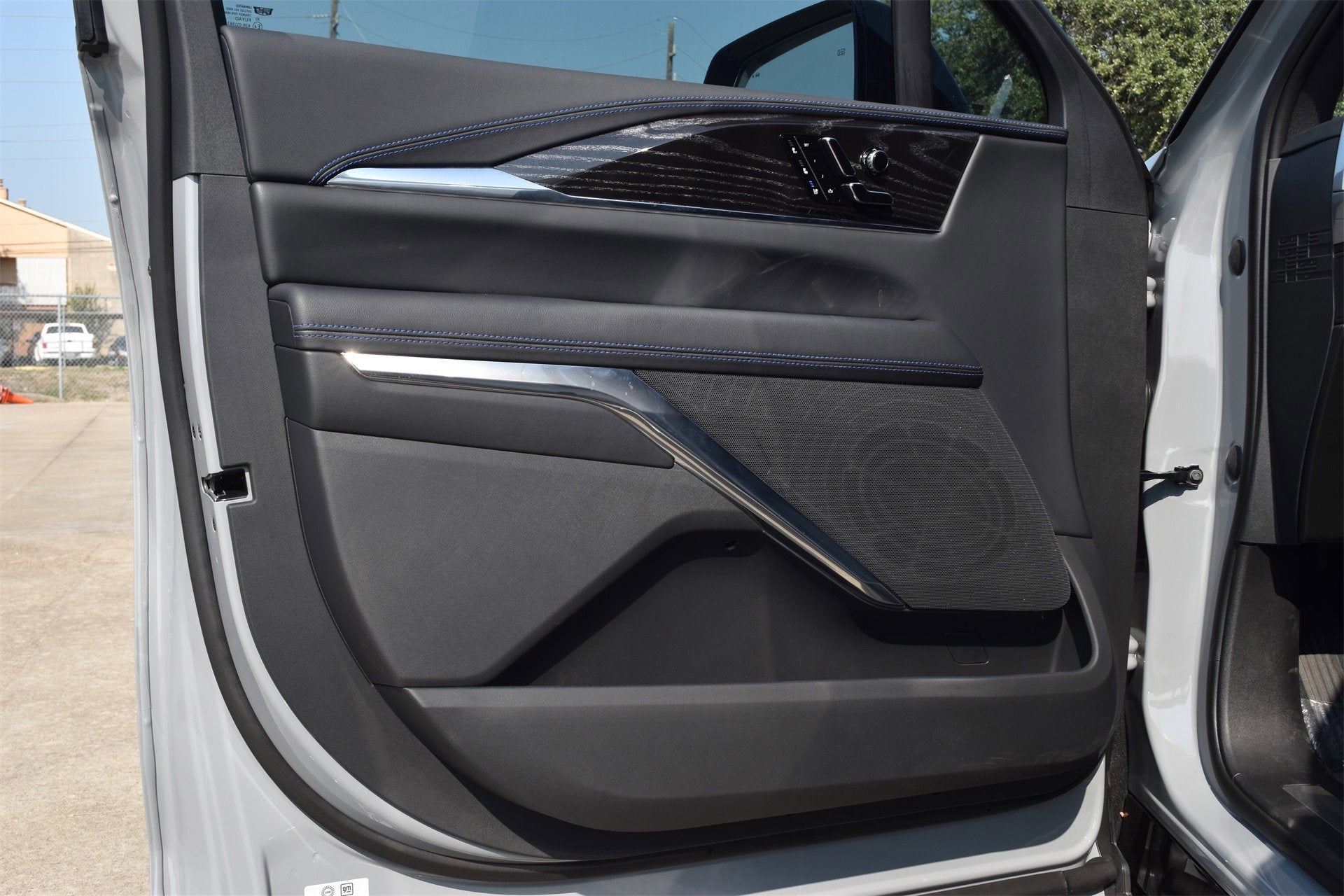 2026 Cadillac ESCALADE IQ Sport