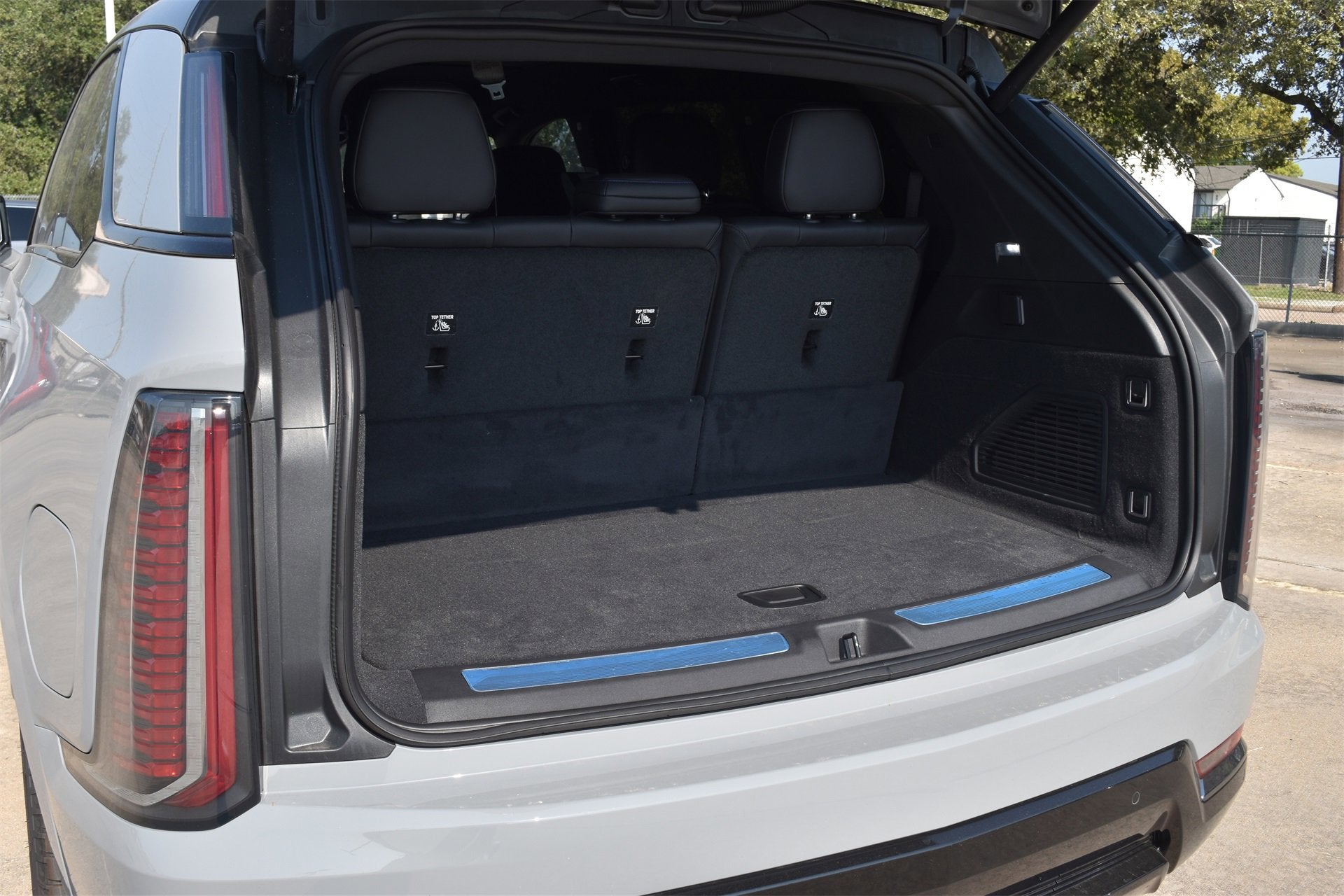 2026 Cadillac ESCALADE IQ Sport